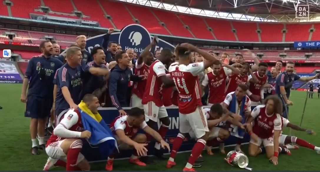 Aubameyang Arsenal Pokal Siegerehrung