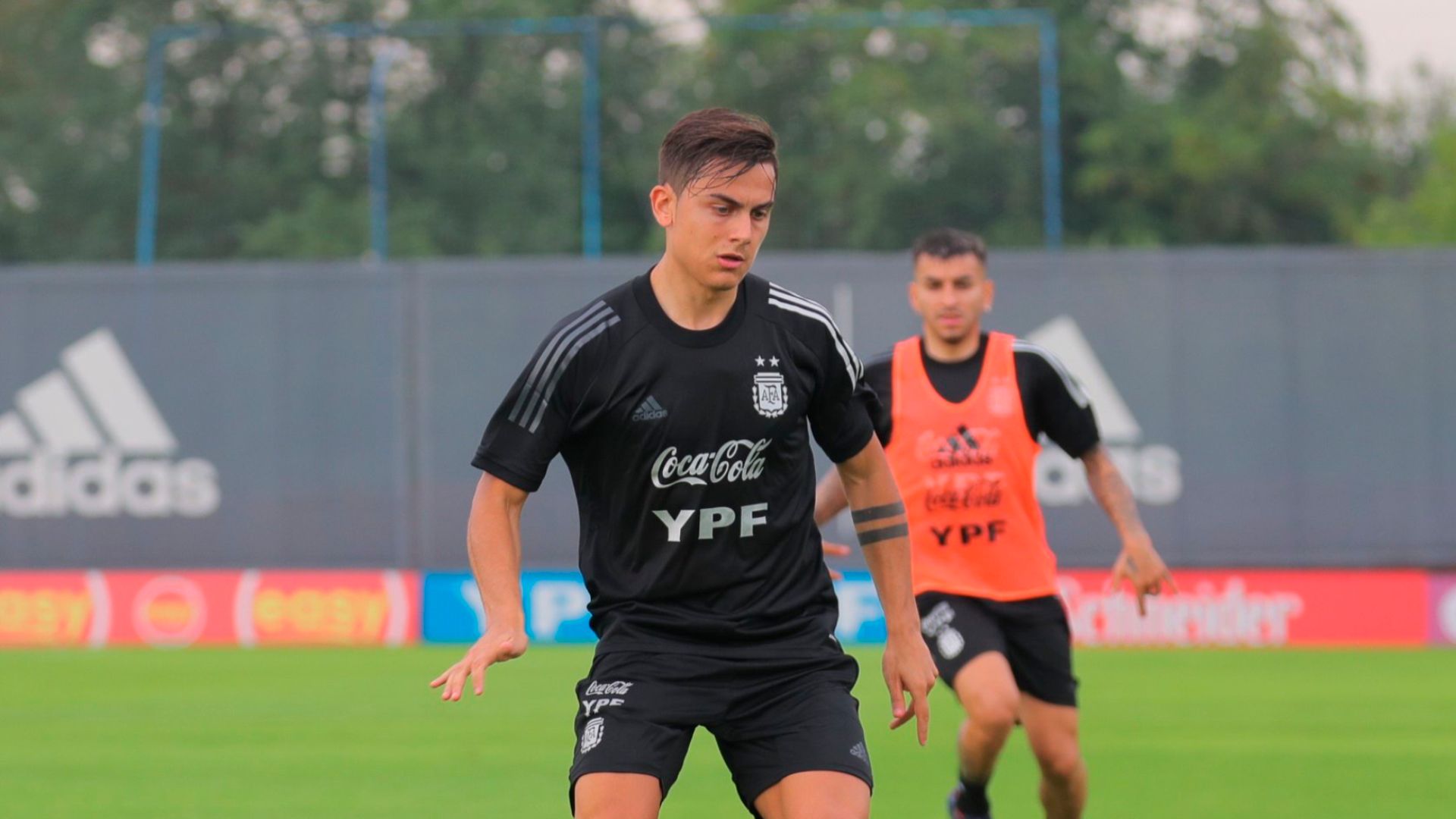 paulo dybala entrenamiento argentina 25012022