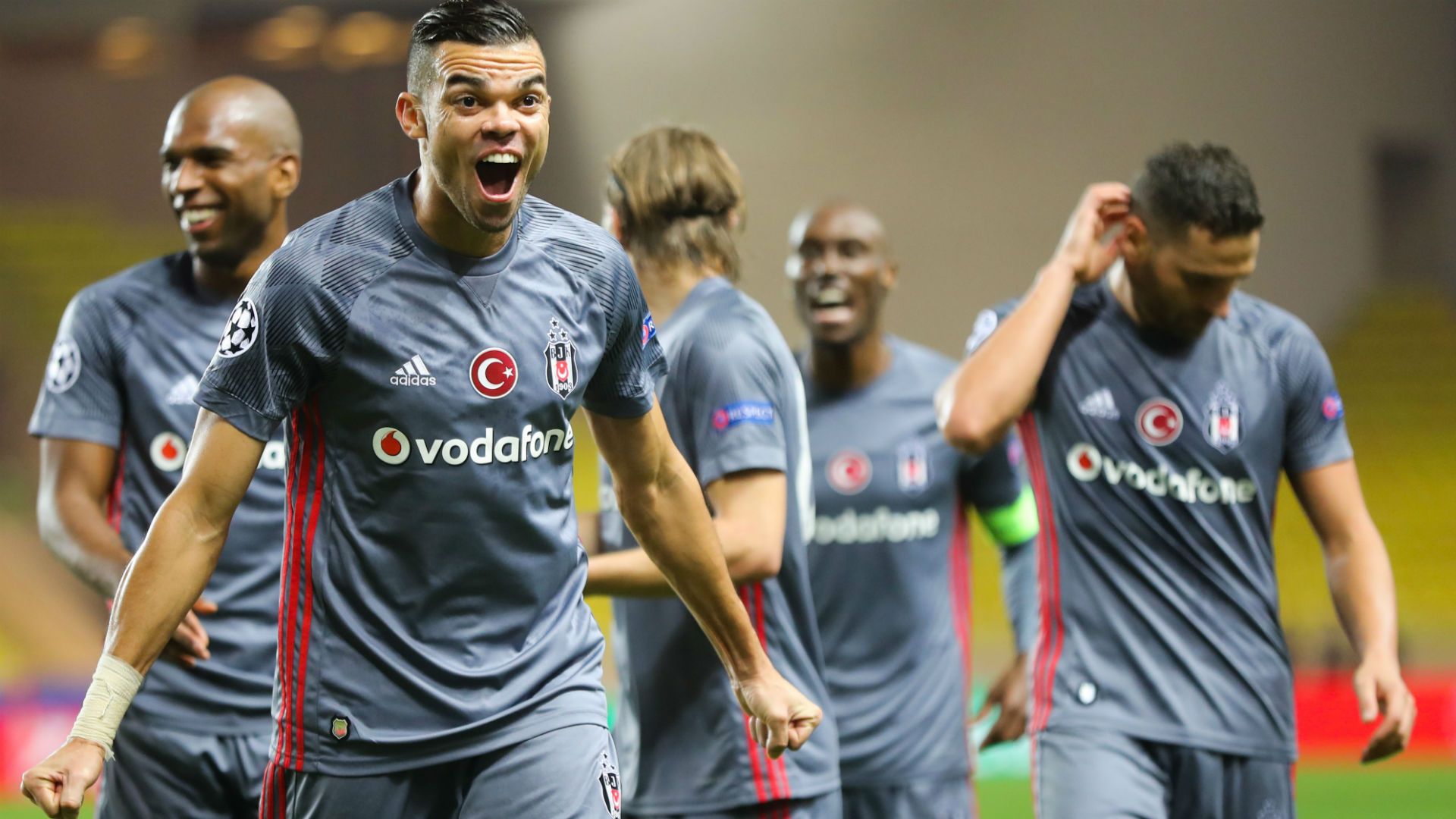 Pepe Monaco Besiktas UEFA Champions League 17102017