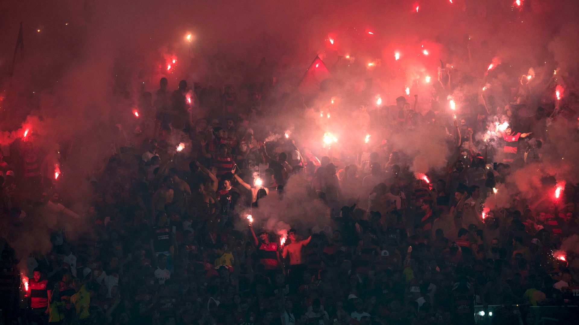 Flamengo sinalizadores Sudamericana 13122018