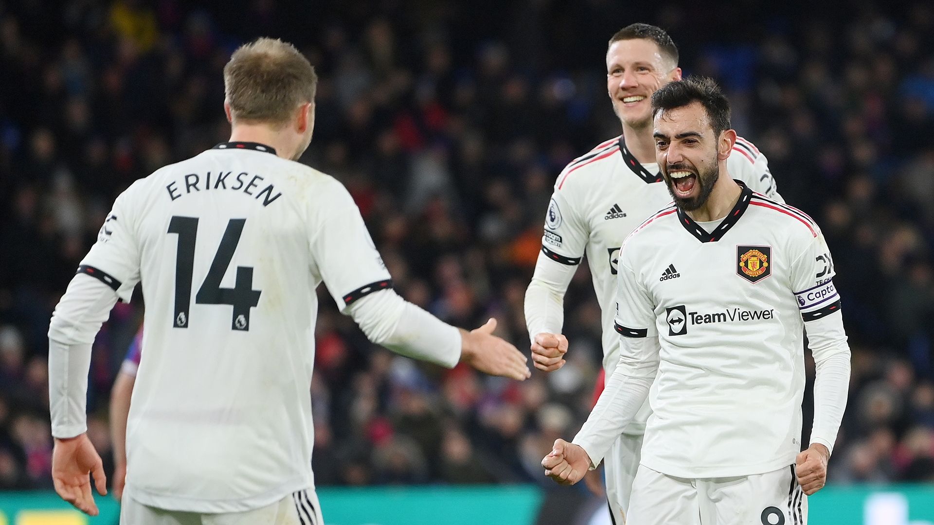 Bruno Fernandes Christian Eriksen Manchester United Crystal Palace 2022-23