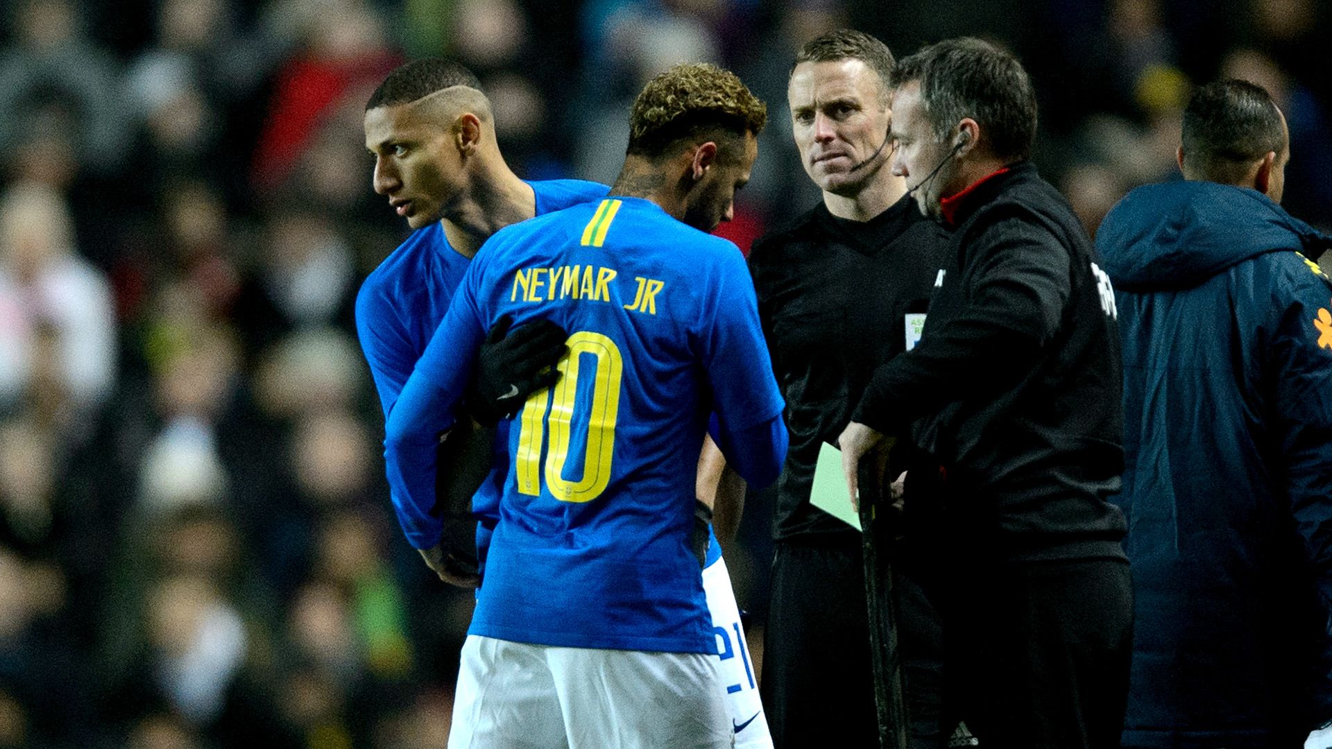 Richarlison Neymar injury Brazil Cameroon Friendly 20112018