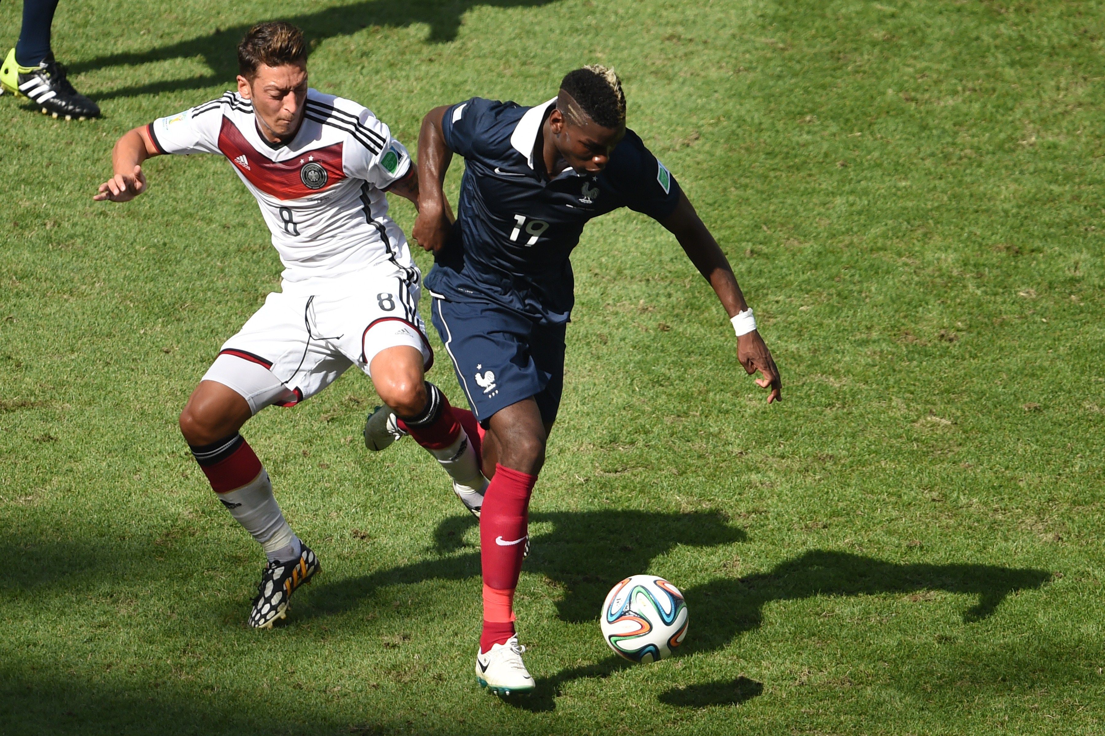 Mesut Ozil & Paul Pogba