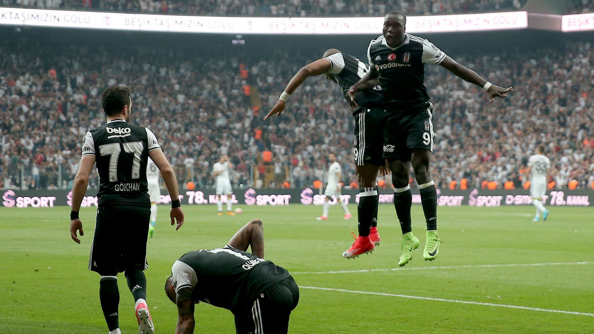 Besiktas Fenerbahce goal celebration STSL 05072017