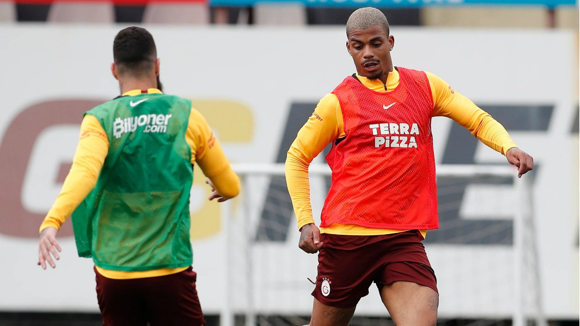 Mario Lemina Jimmy Durmaz Training Galatasaray 03042020