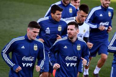 Messi De Paul Acuña Lautaro Martinez Seleccion Argentina 280319