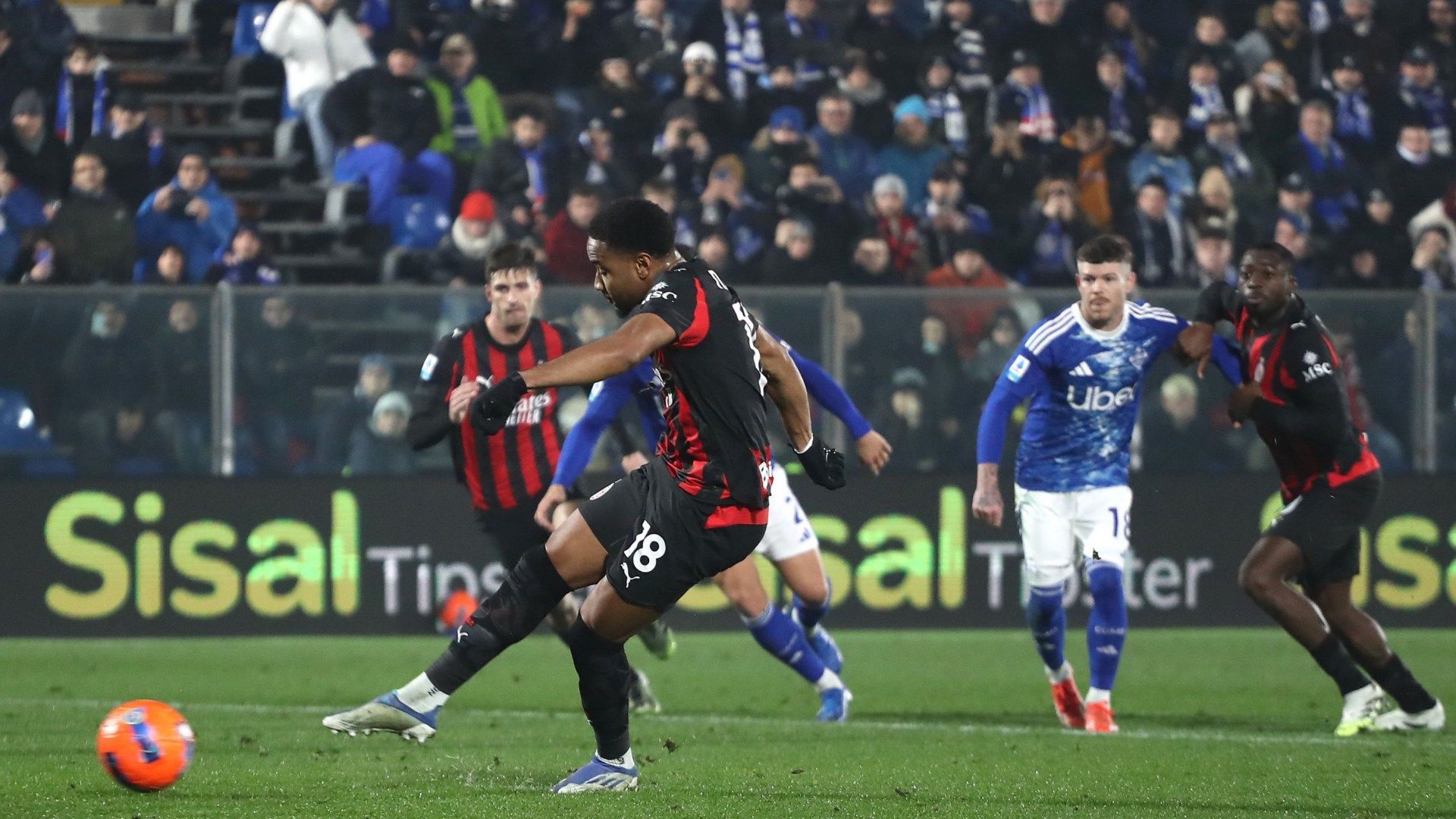 Nkunku rigore Como Milan