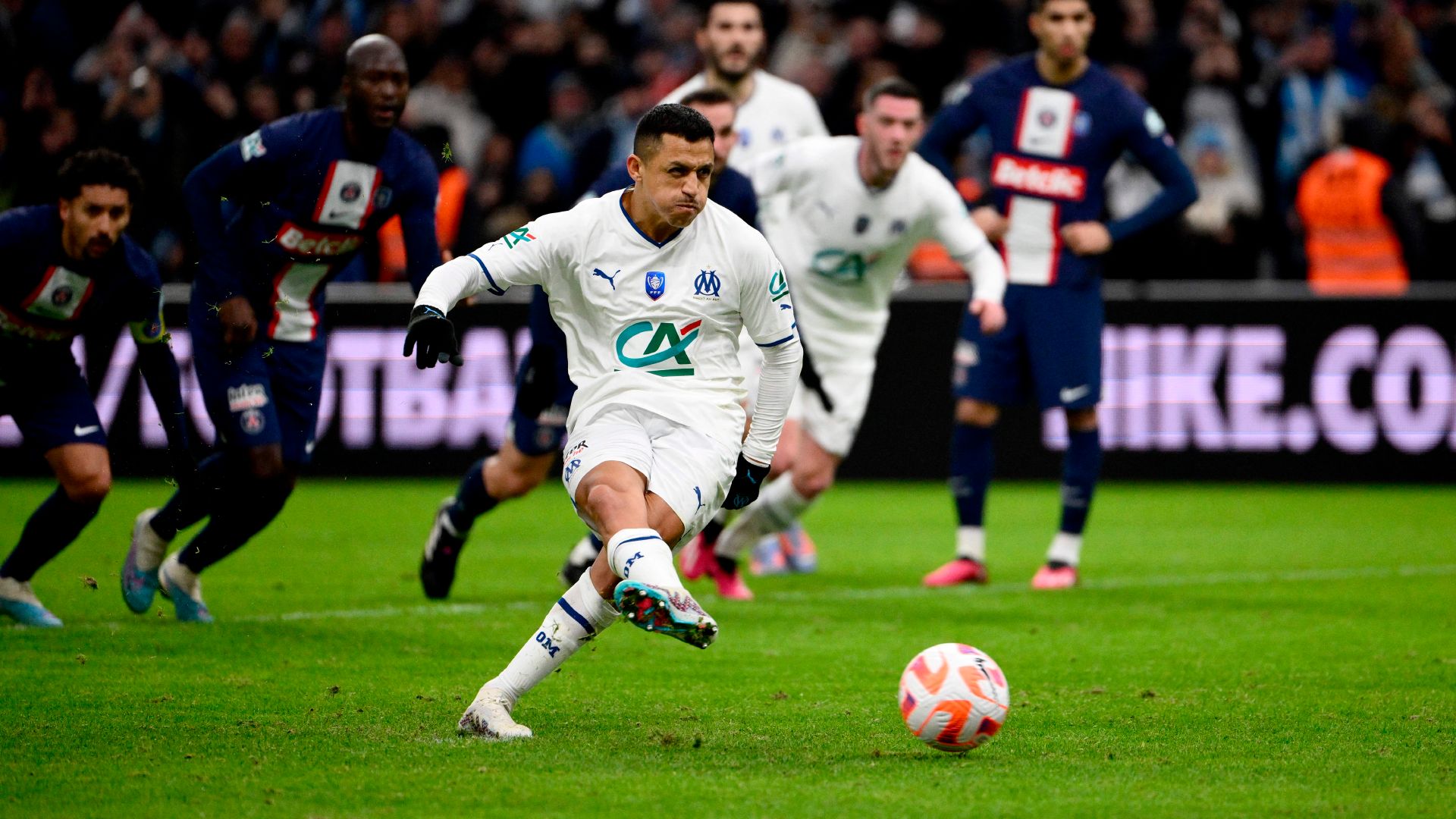 alexis sanchez marsella psg 2023 copa francia