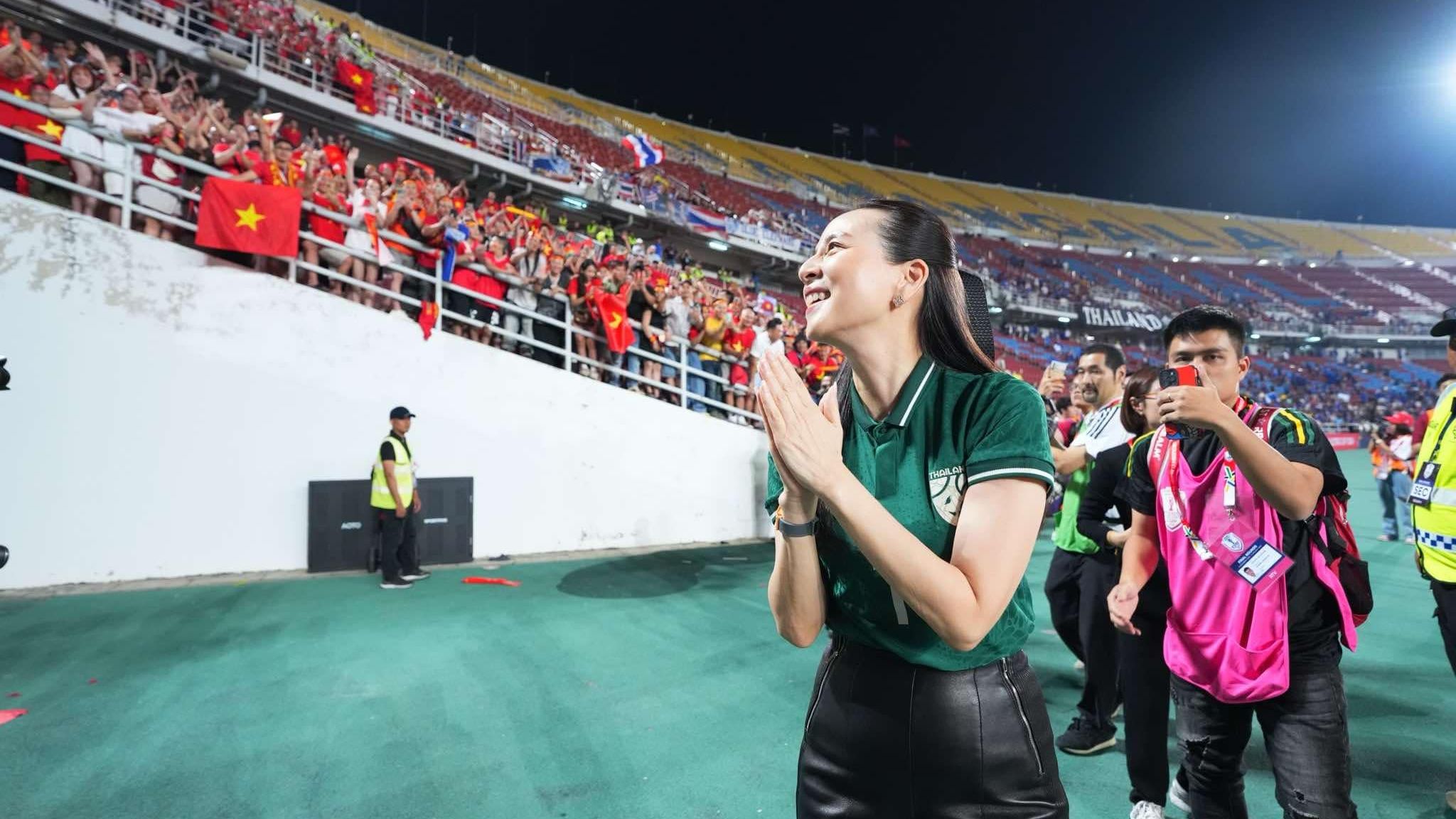 นวลพรรณ ล่ำซำ