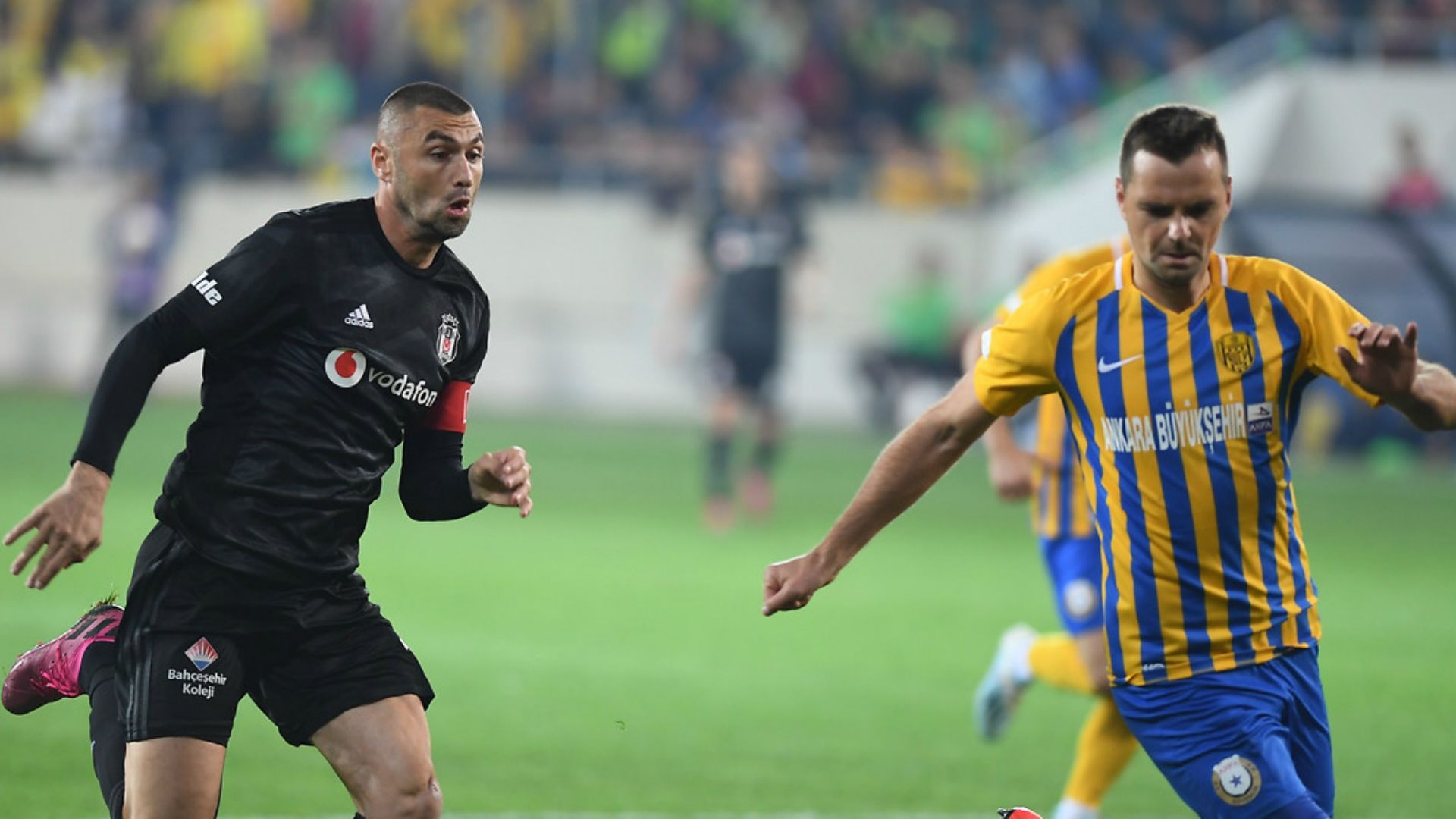 Burak Yilmaz Ante Kulusic Besiktas Ankaragucu Super Lig 10192019