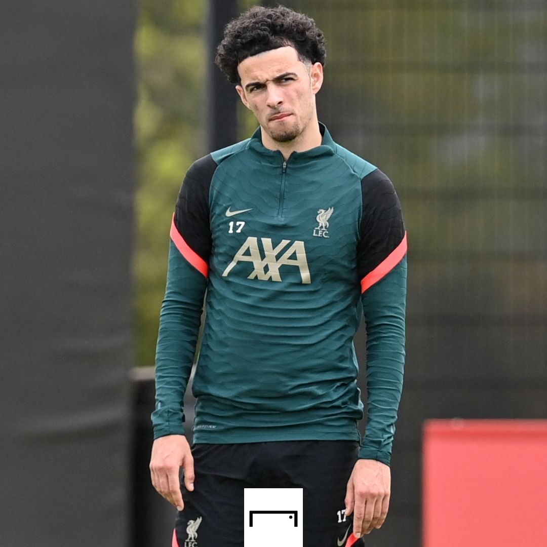 Curtis Jones Liverpool training 2021-22 GFX