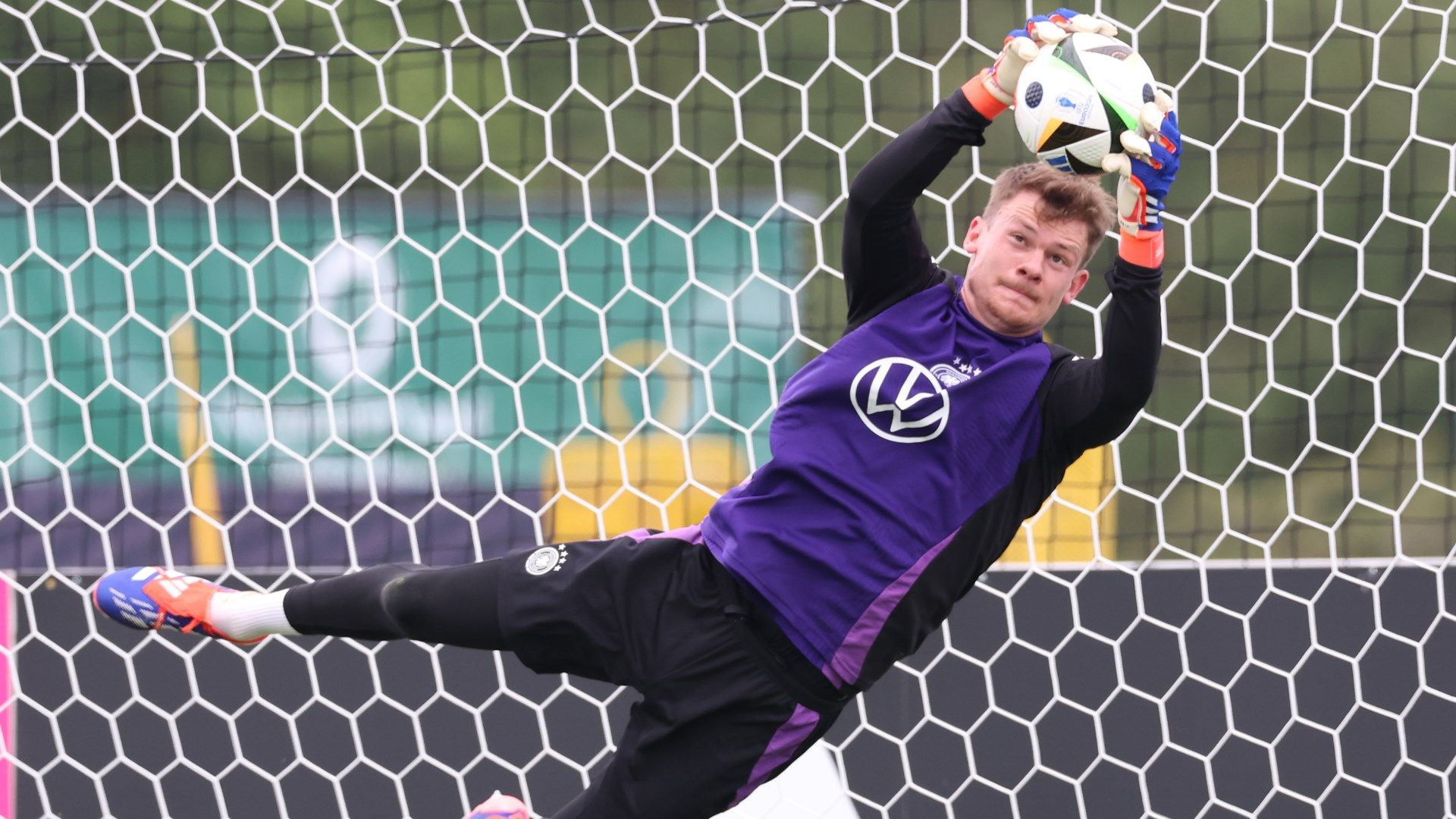 Alexander Nubel Germany 2024