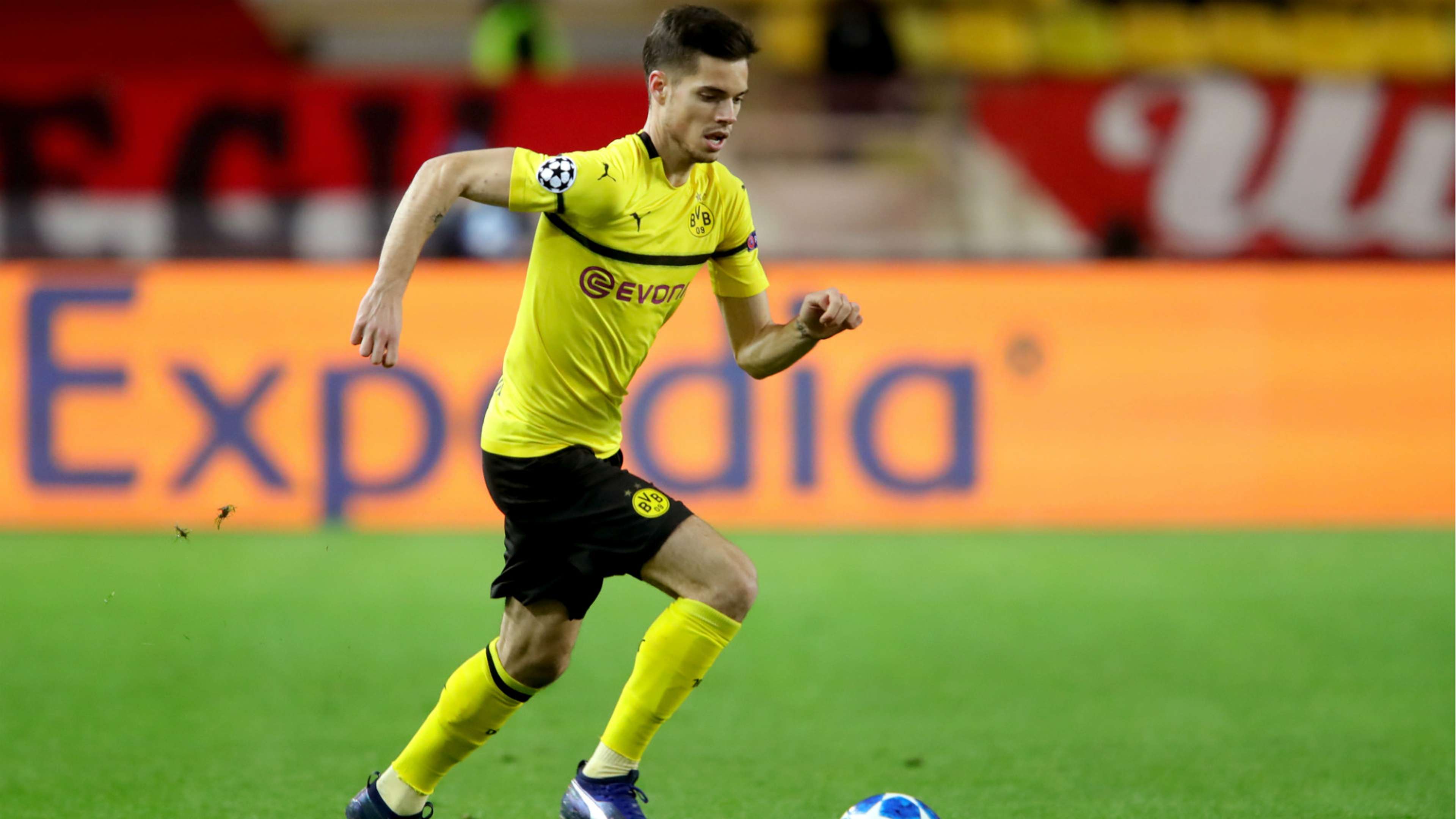 Julian Weigl Borussia Dortmund 2018