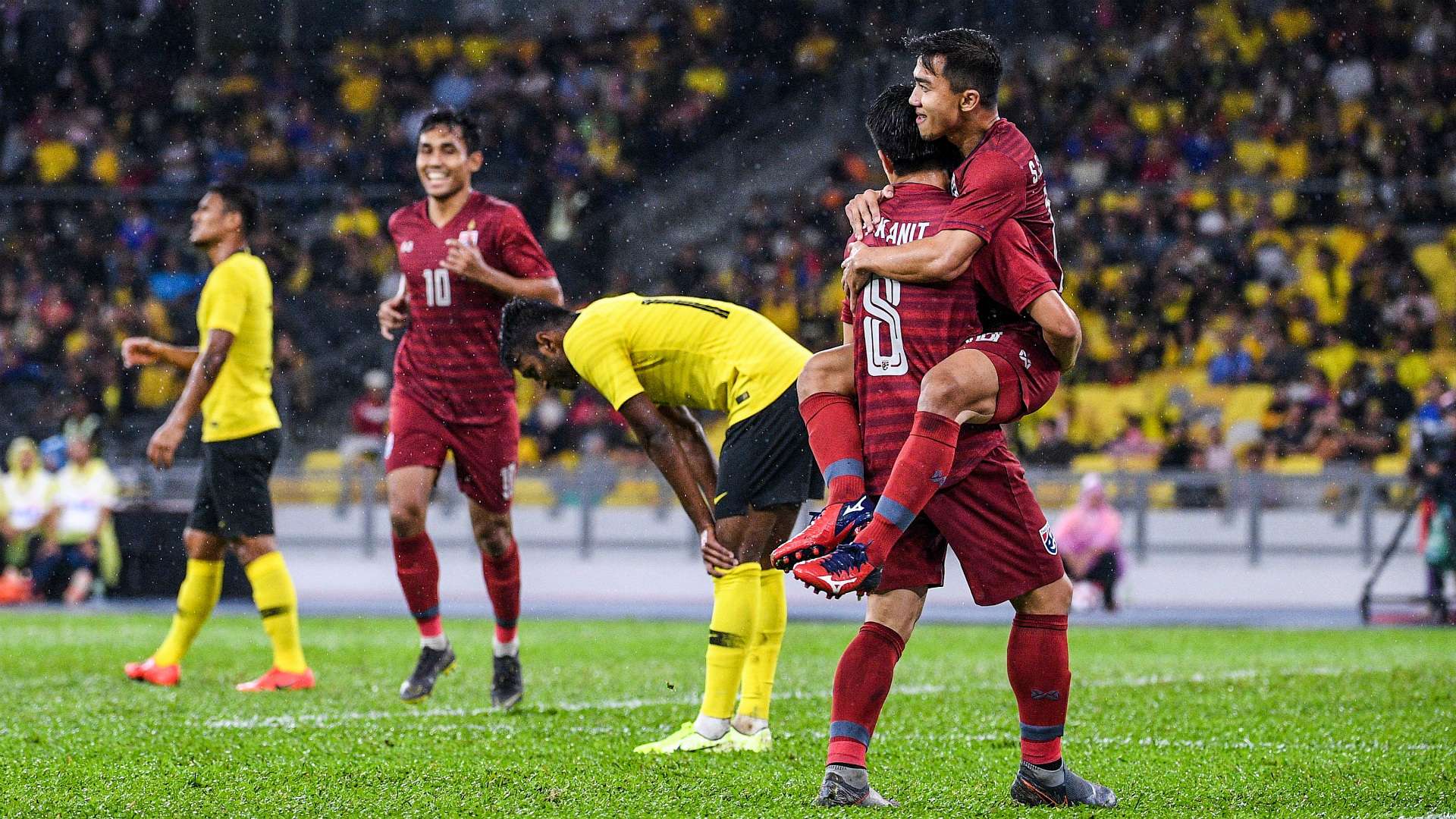 Chanatip Songkrasin, Malaysia v Thailand, 2022 World Cup qualifier, 14 Nov 2019