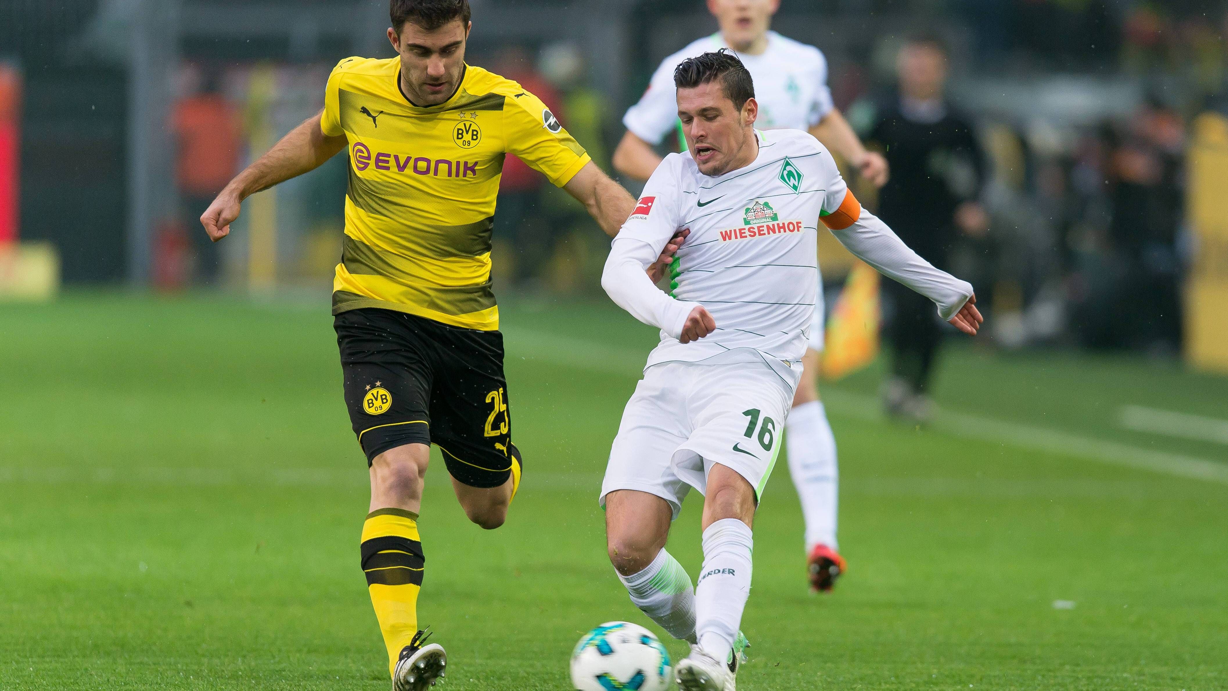 Zlatko Junuzovic Sokratis Werder Bremen BVB