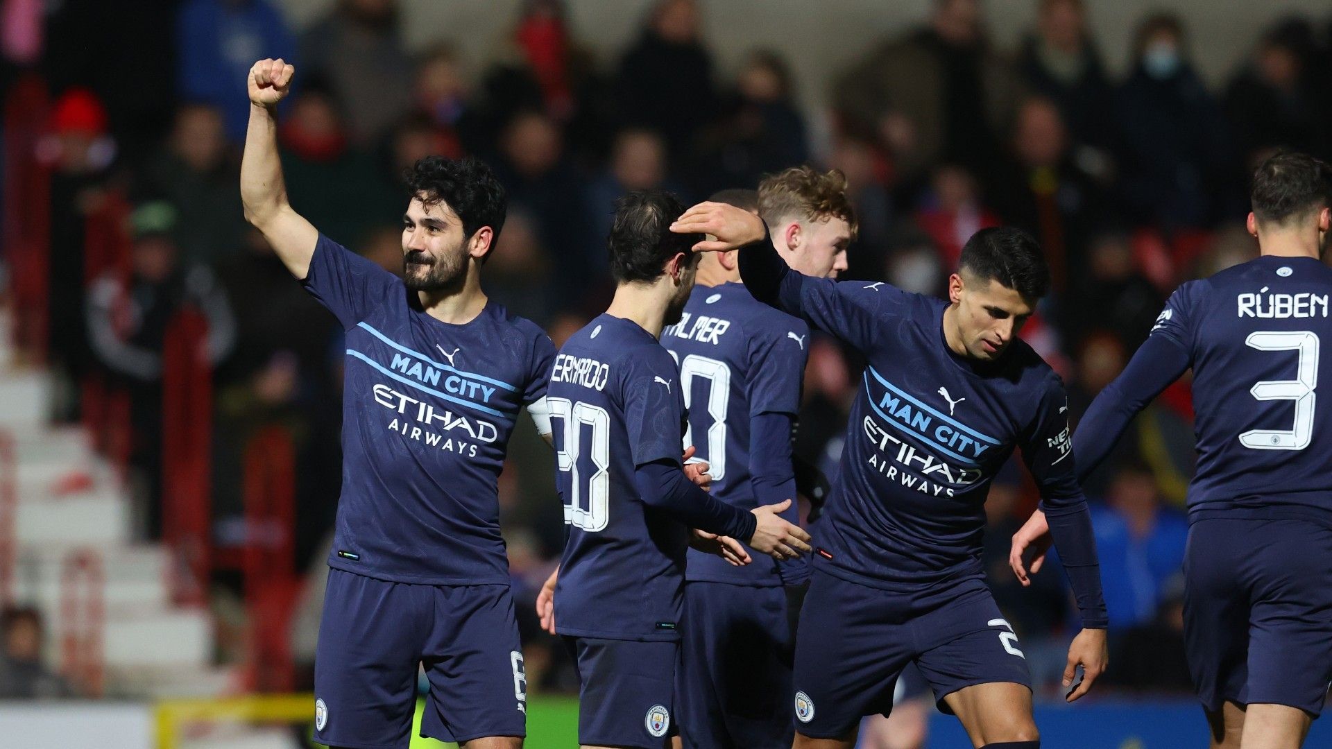 Manchester City Swindon 2022