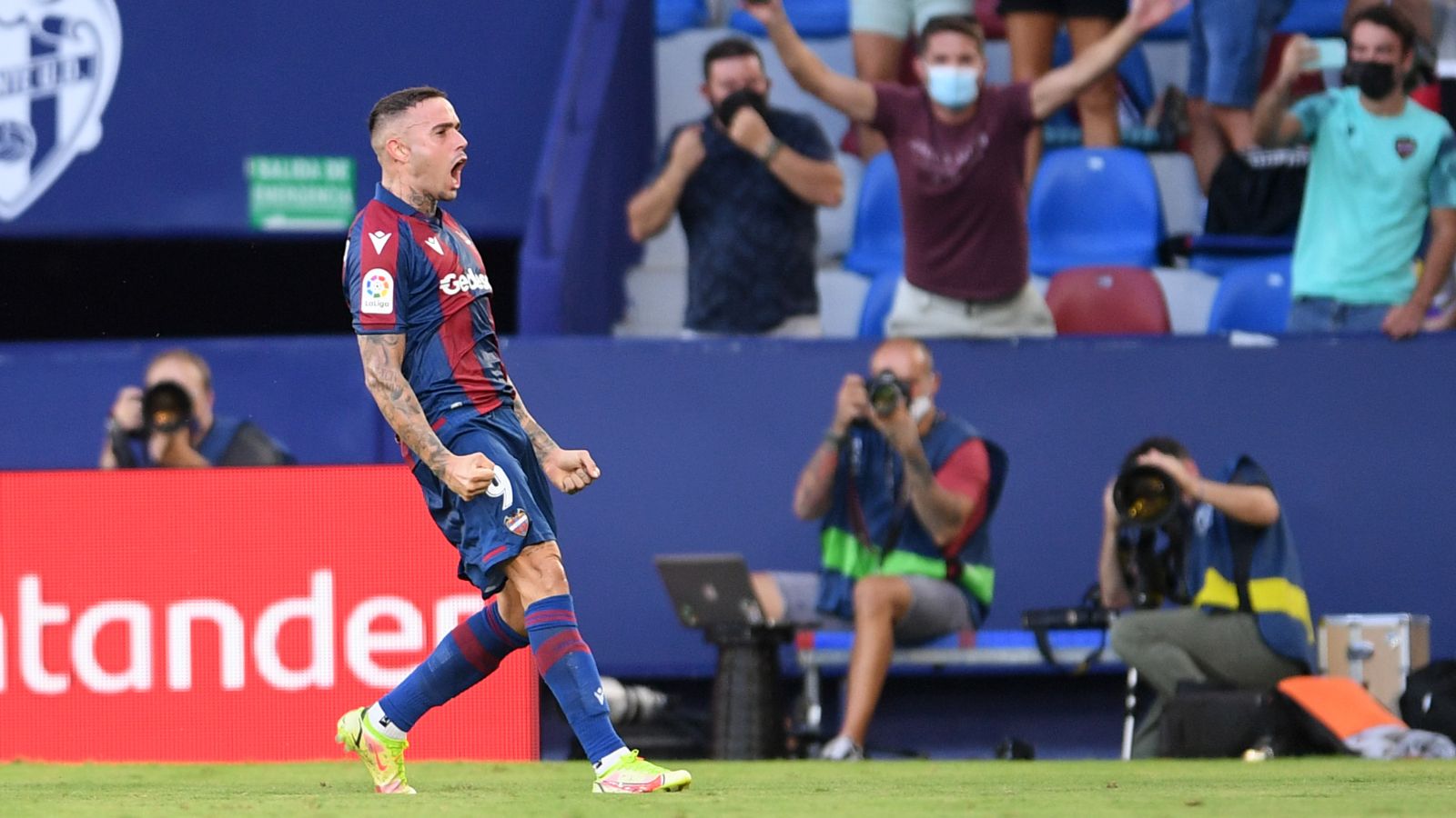 Roger Marti Levante Rayo Vallecano LaLiga