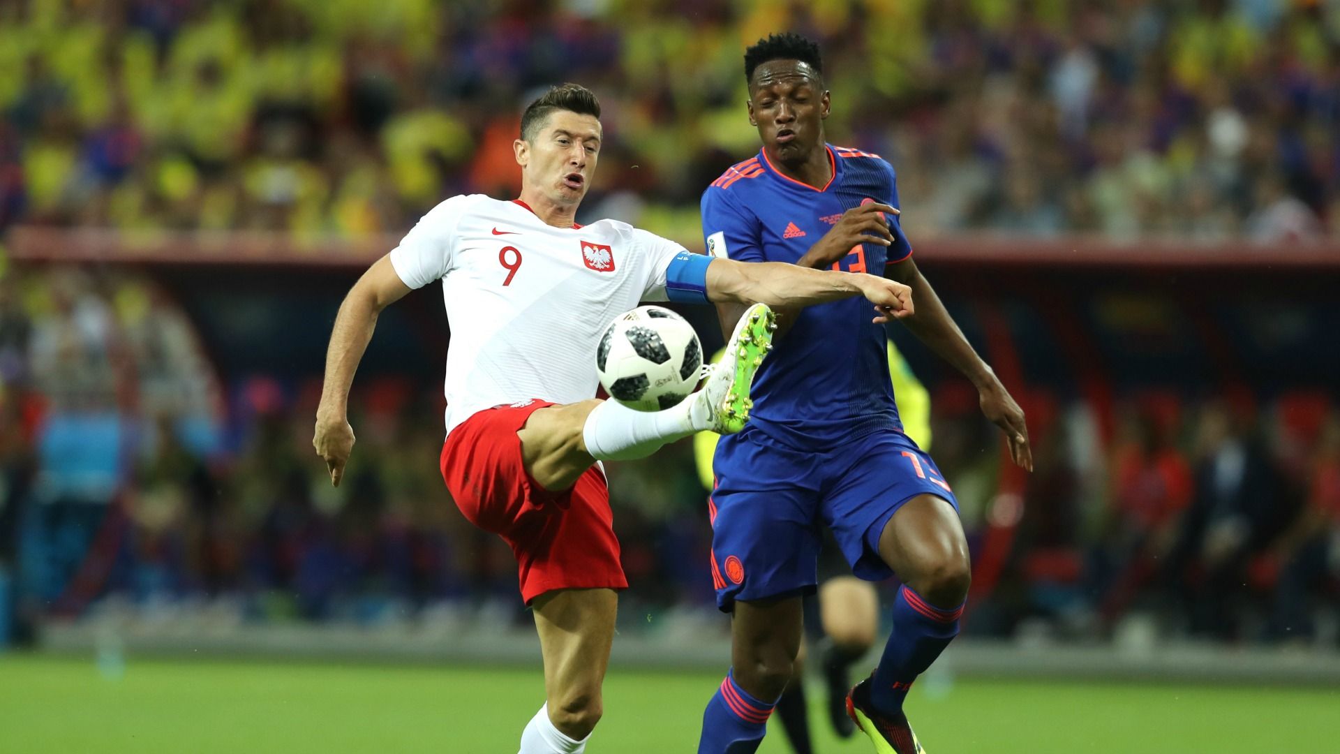 Yerry Mina, Robert Lewandowski
