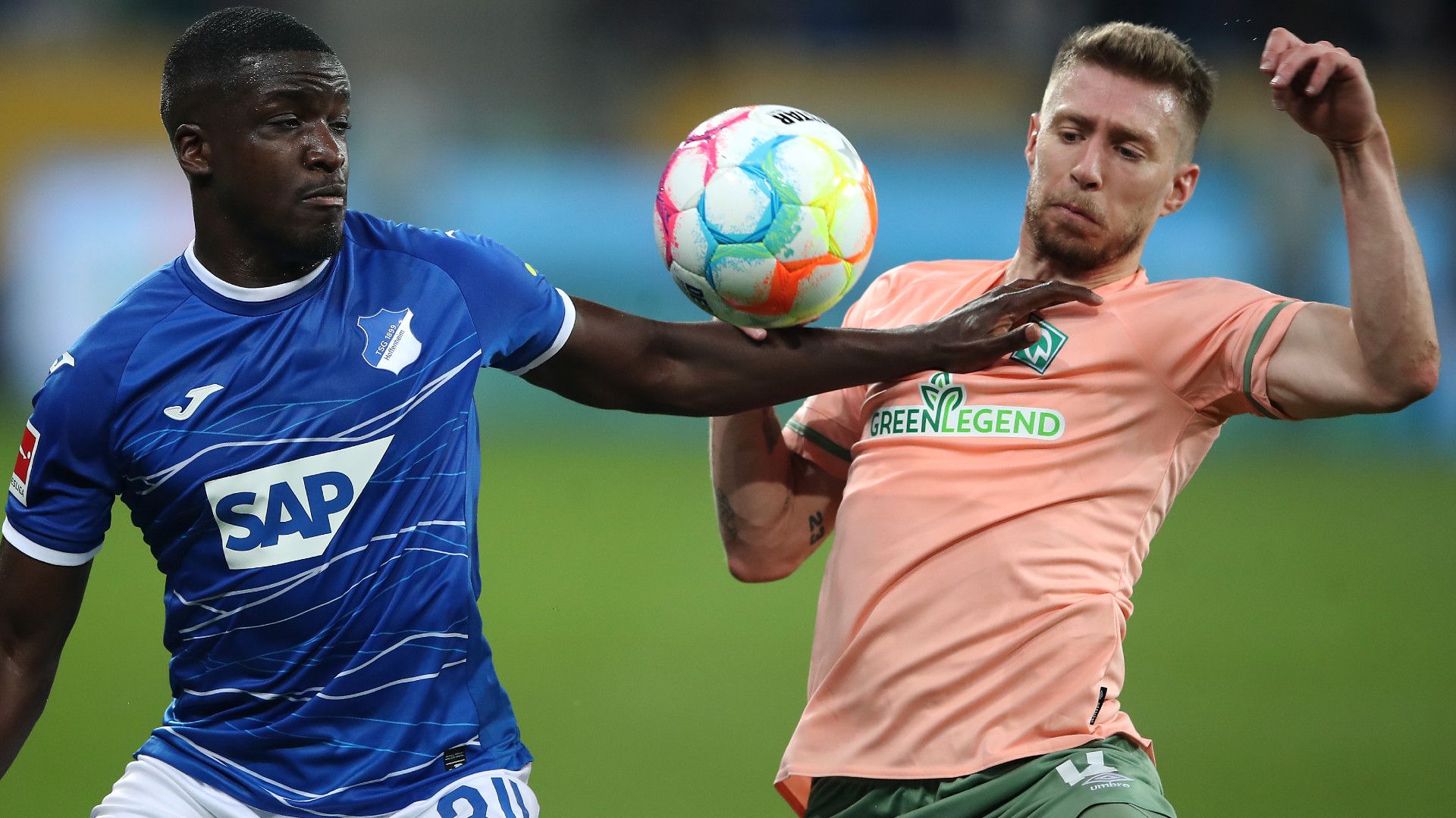 STANLEY NSOKI HOFFENHEIM MITCHELL WEISER WERDER BREMEN BUNDESLIGA 07102022