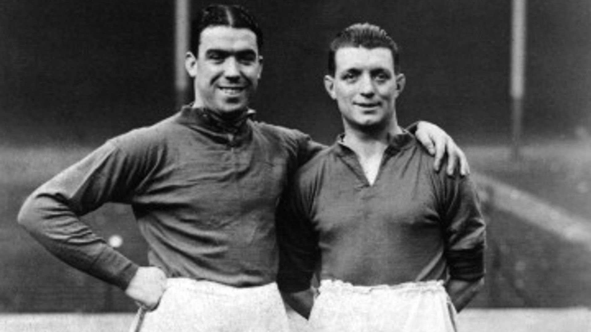 Tommy Johnson (Right) during his time at Everton