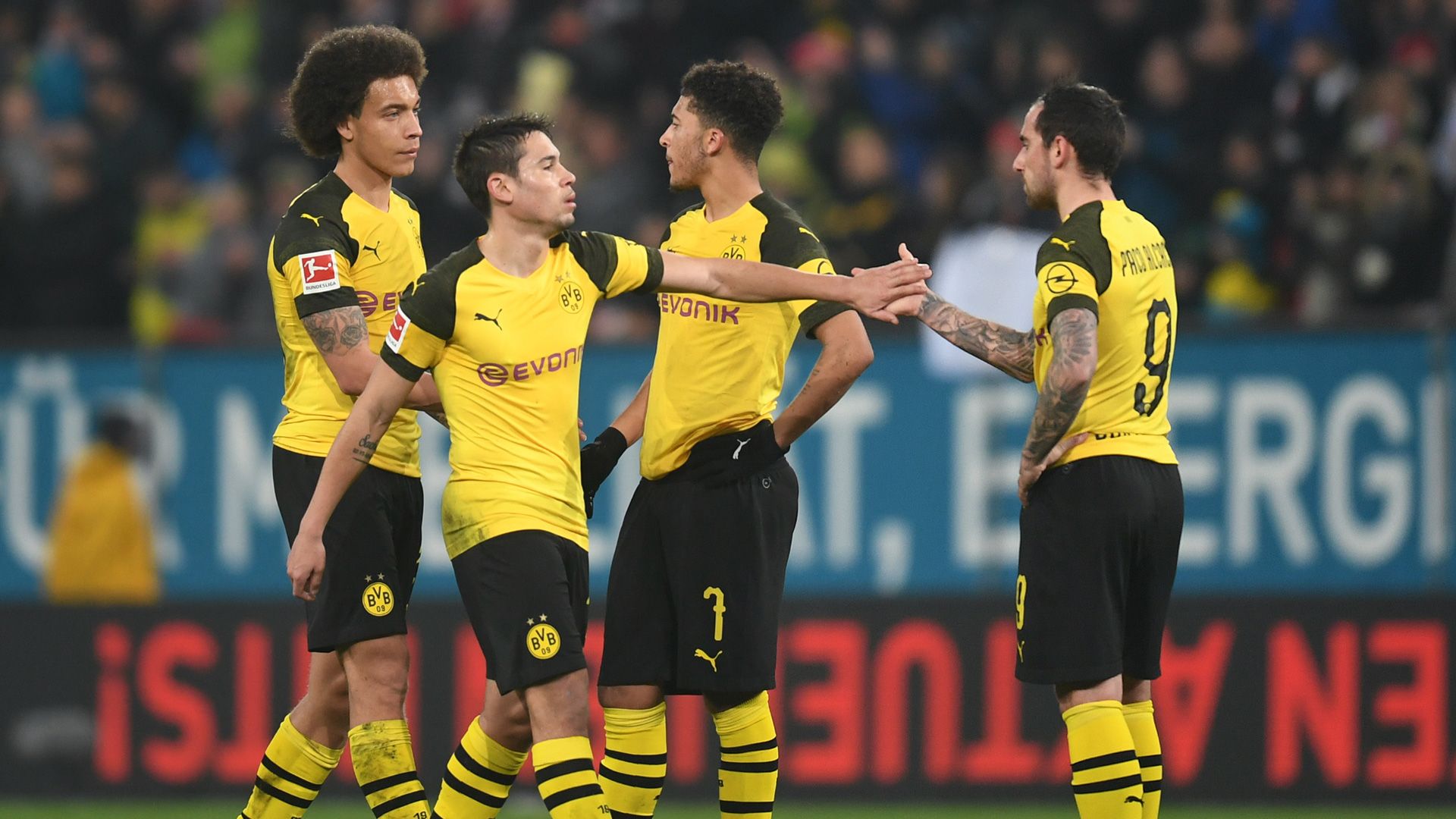 Raphael Guerreiro Paco Alcacer BVB Borussia Dortmund Witsel Sancho