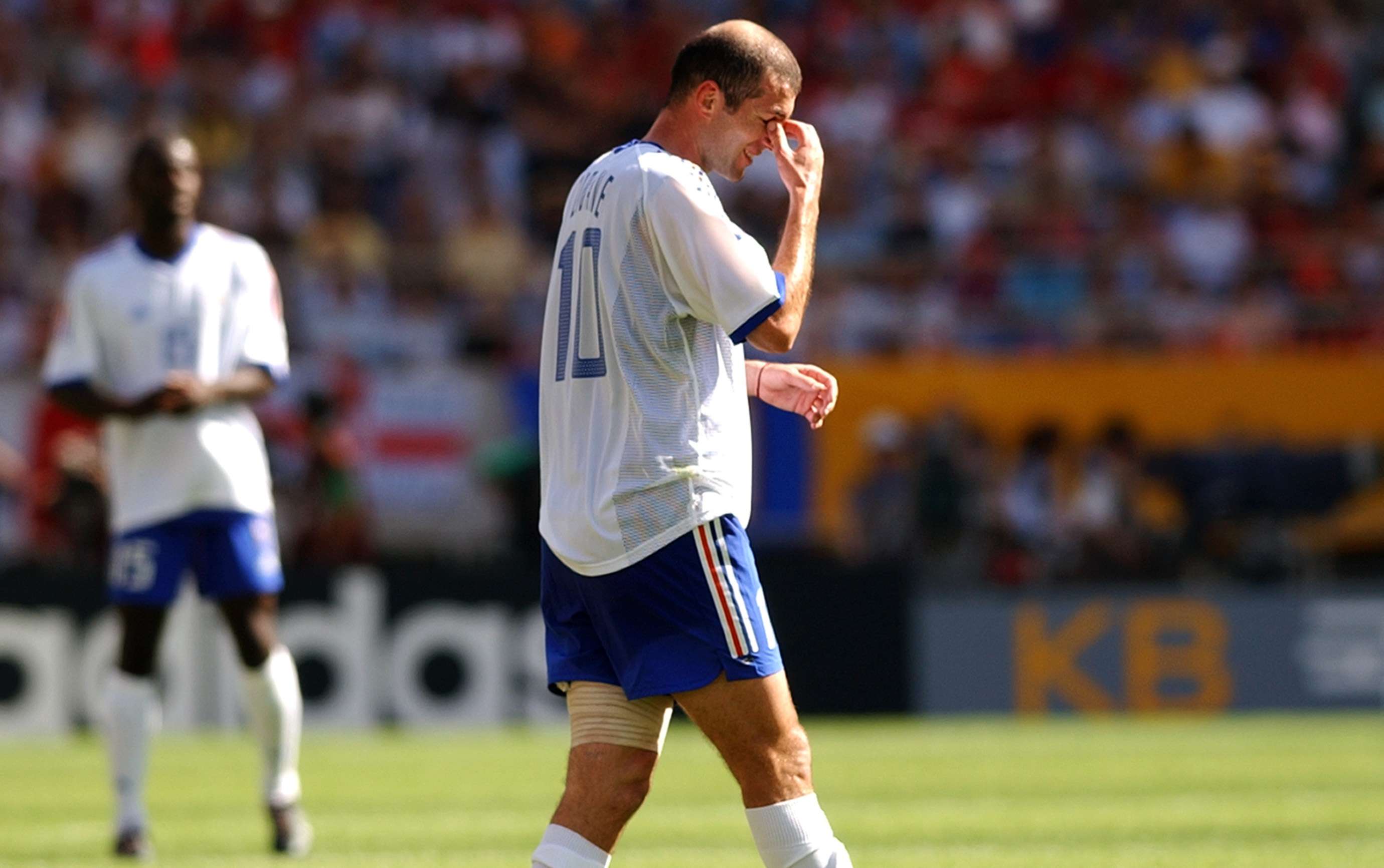 Zinedine Zidane France Denmark FIFA World Cup 2002