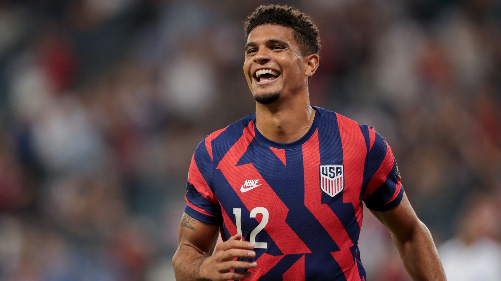 Miles Robinson USMNT 2022