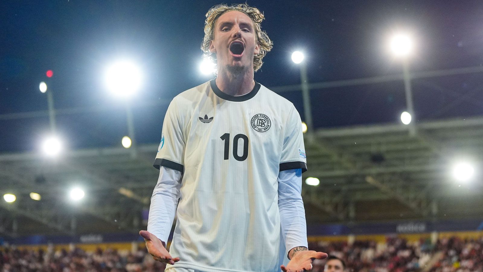 dfb-woltemade-sieg-1200