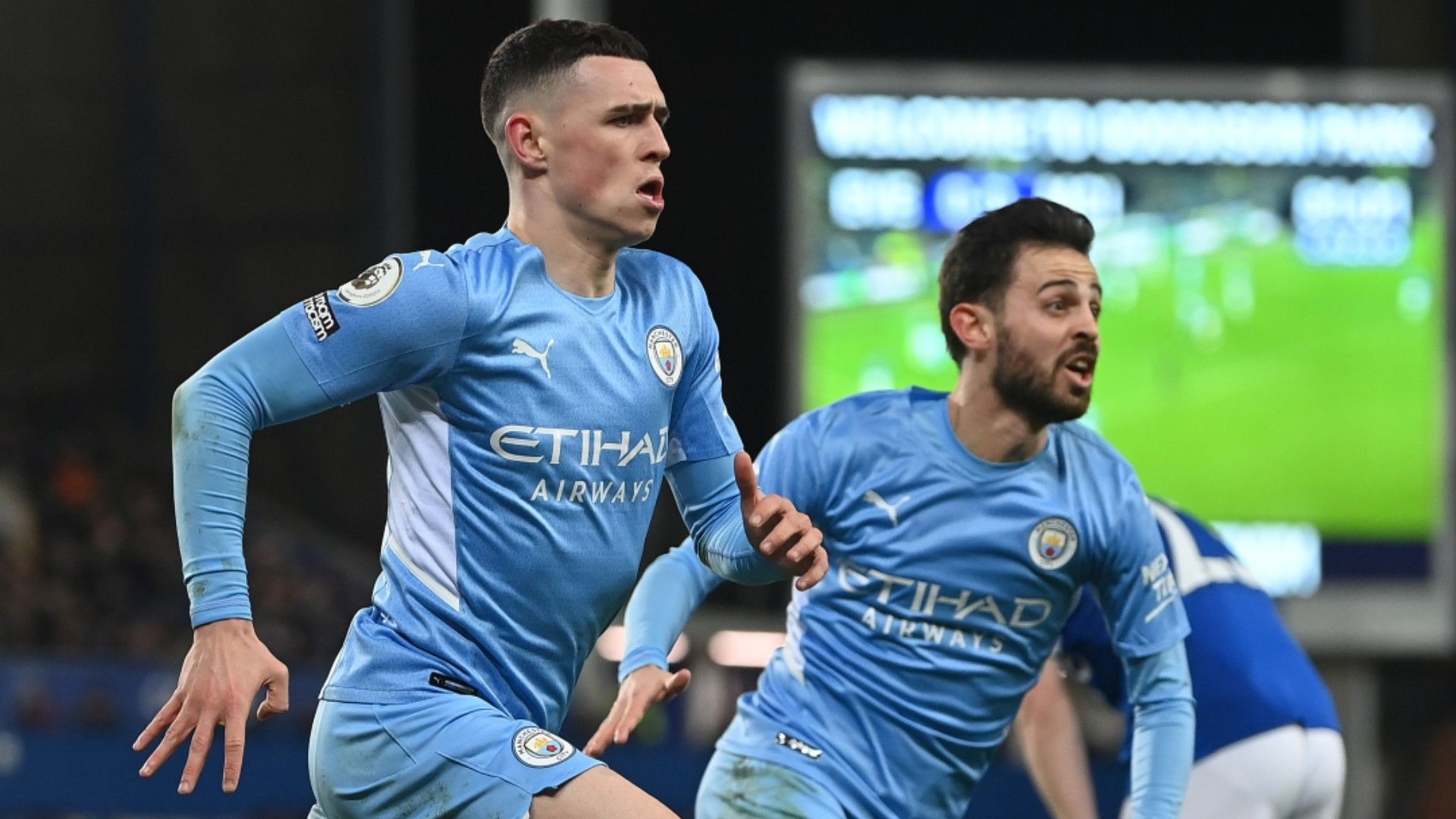Phil Foden Bernardo Silva Manchester City 2021-22