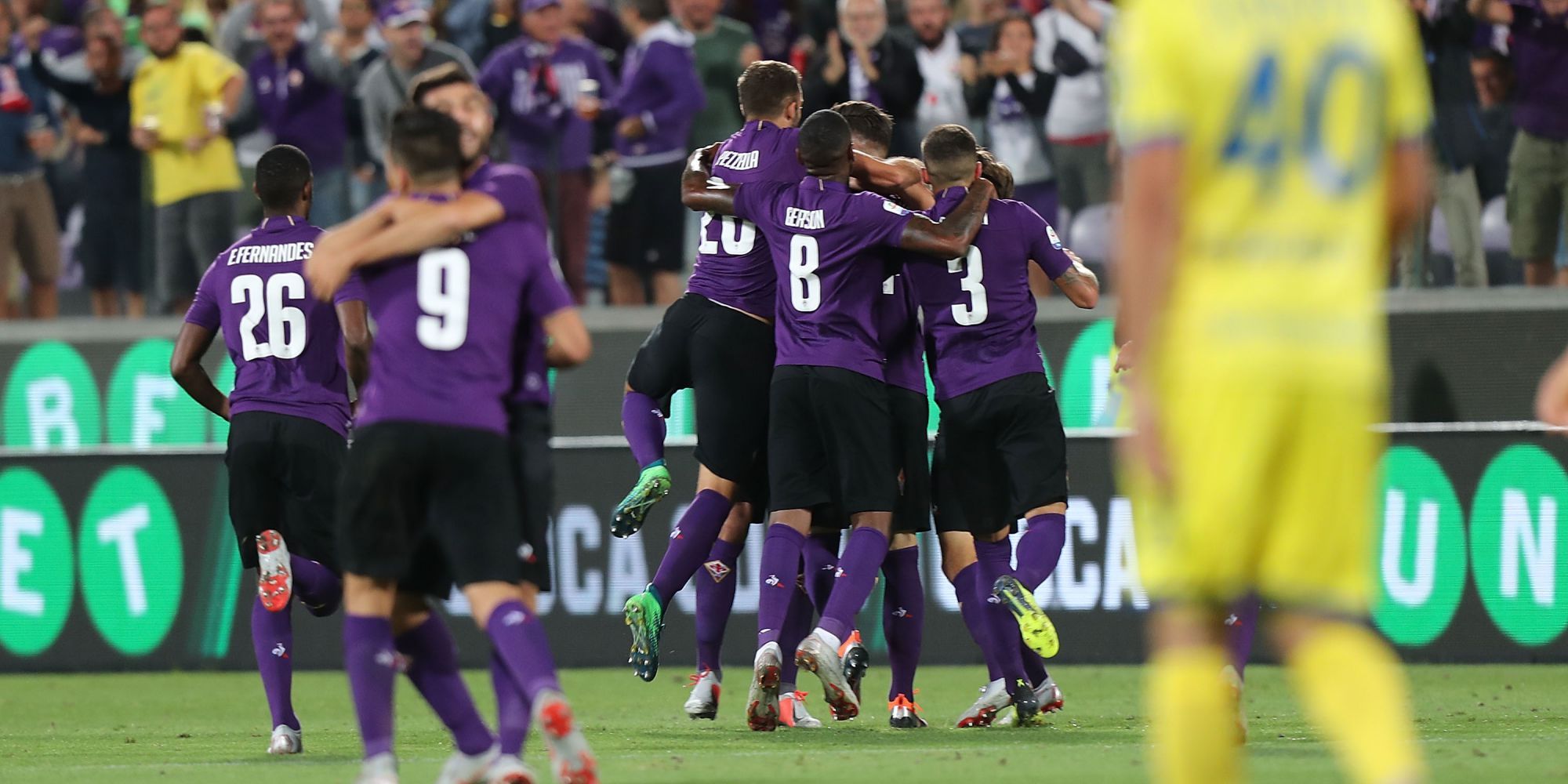 Fiorentina players celebrating Fiorentina Chievo Serie A