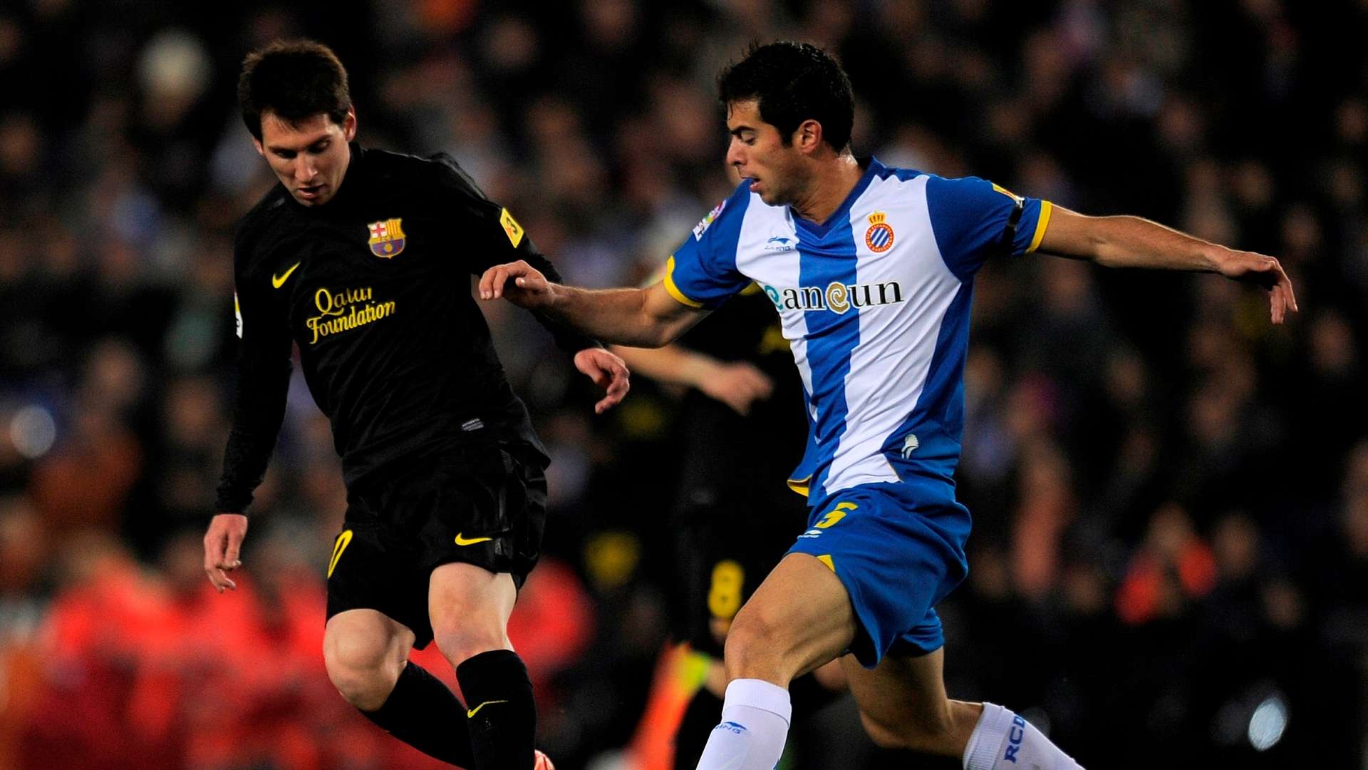 Lionel Messi vs Jordi Amat