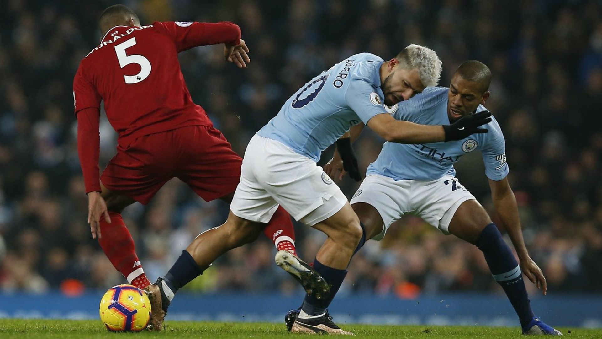 Fernandinho Wijnaldum Aguero 01032019