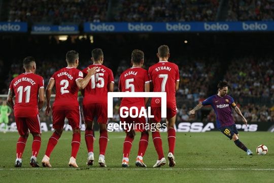 messi freekick