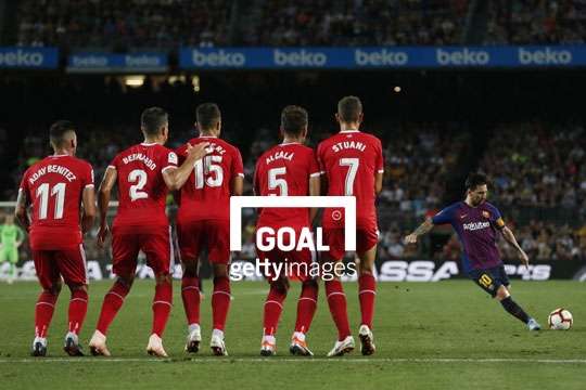 messi freekick