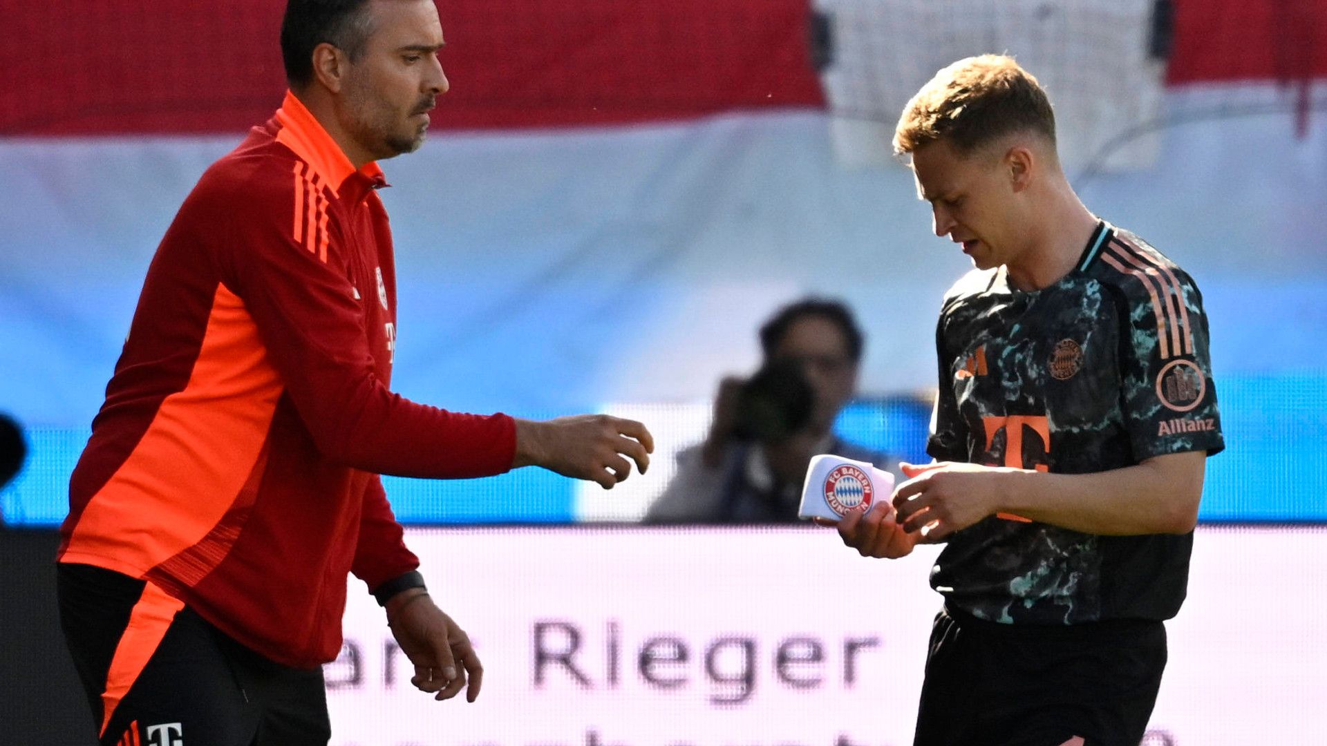 JOSHUA KIMMICH BAYERN MÜNCHEN