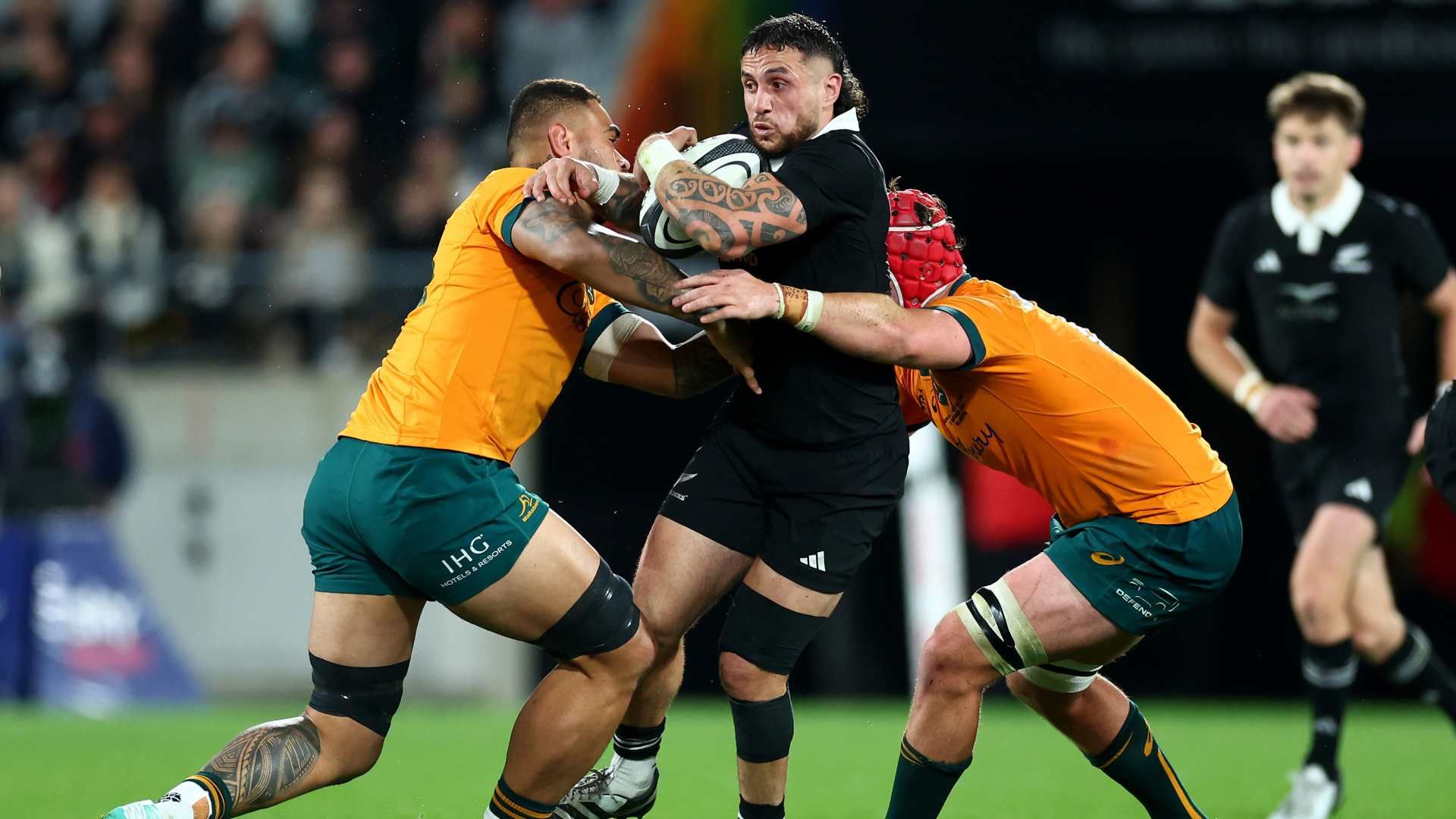  TJ Perenara
