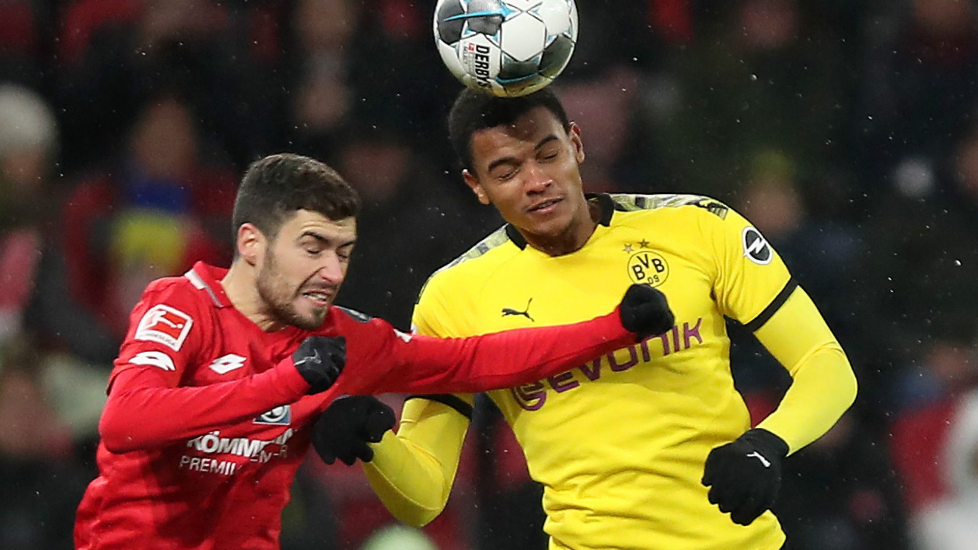 MANUEL AKANJI BORUSSIA DORTMUND BUNDESLIGA 14122019