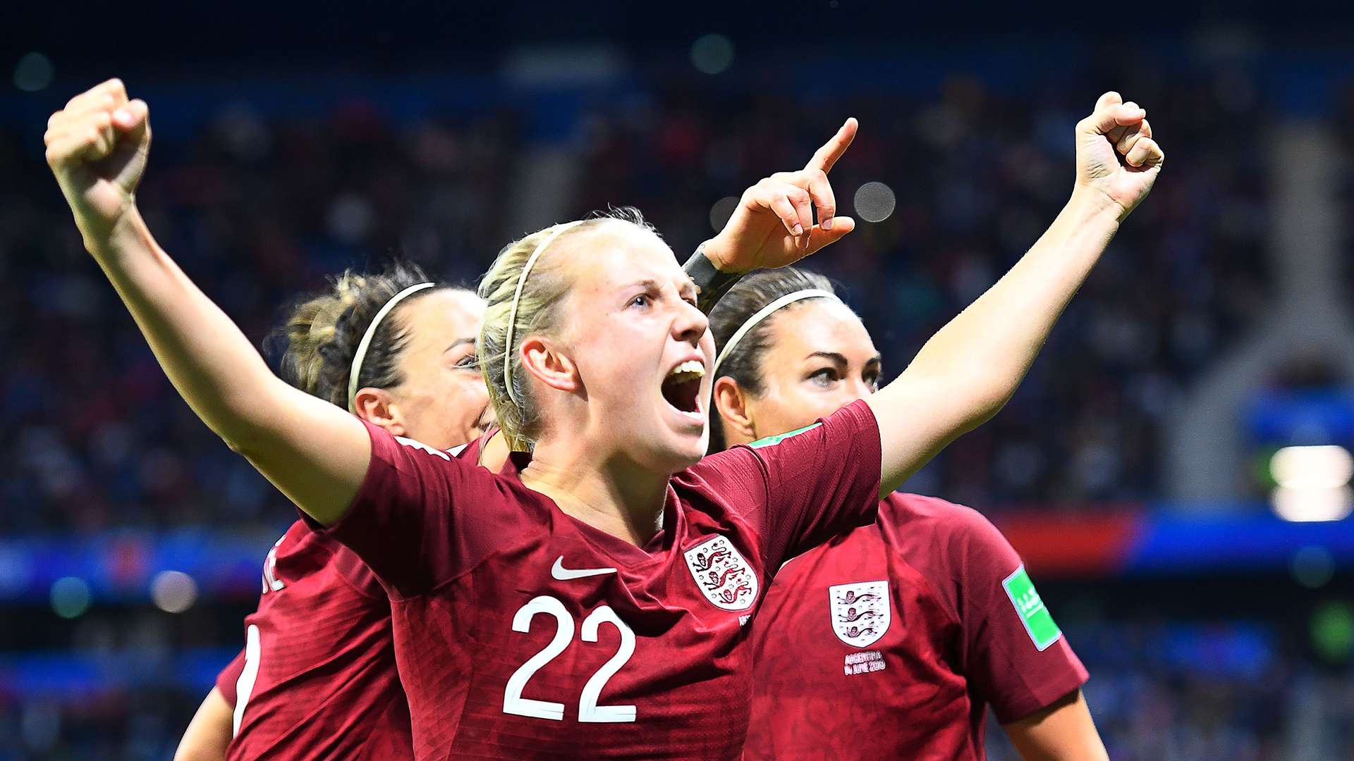 Beth Mead England 2019