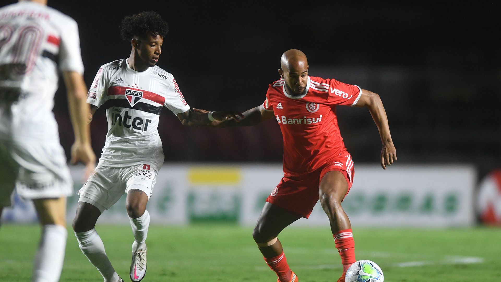 Tchê Tchê e Patrick São Paulo Internacional Brasileirão 20012021