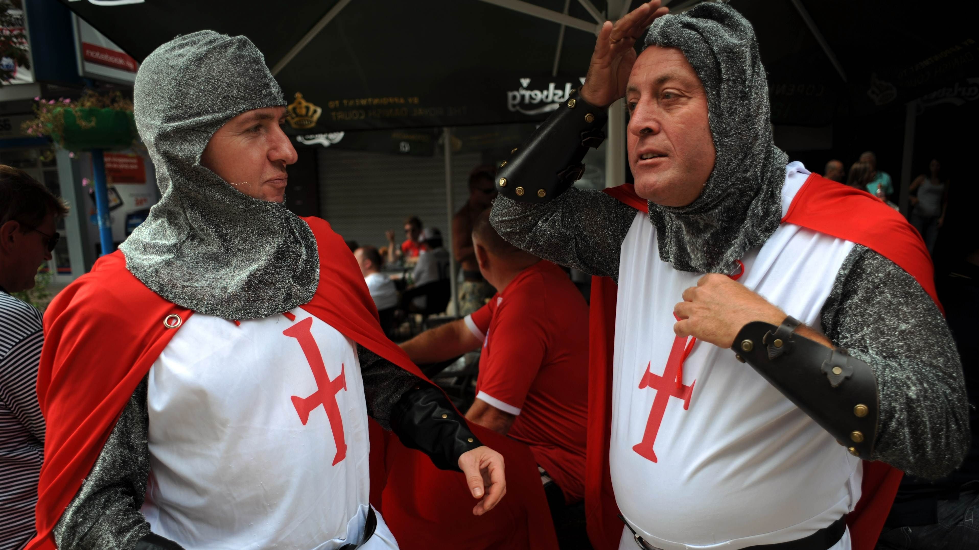 England fans as crusaders