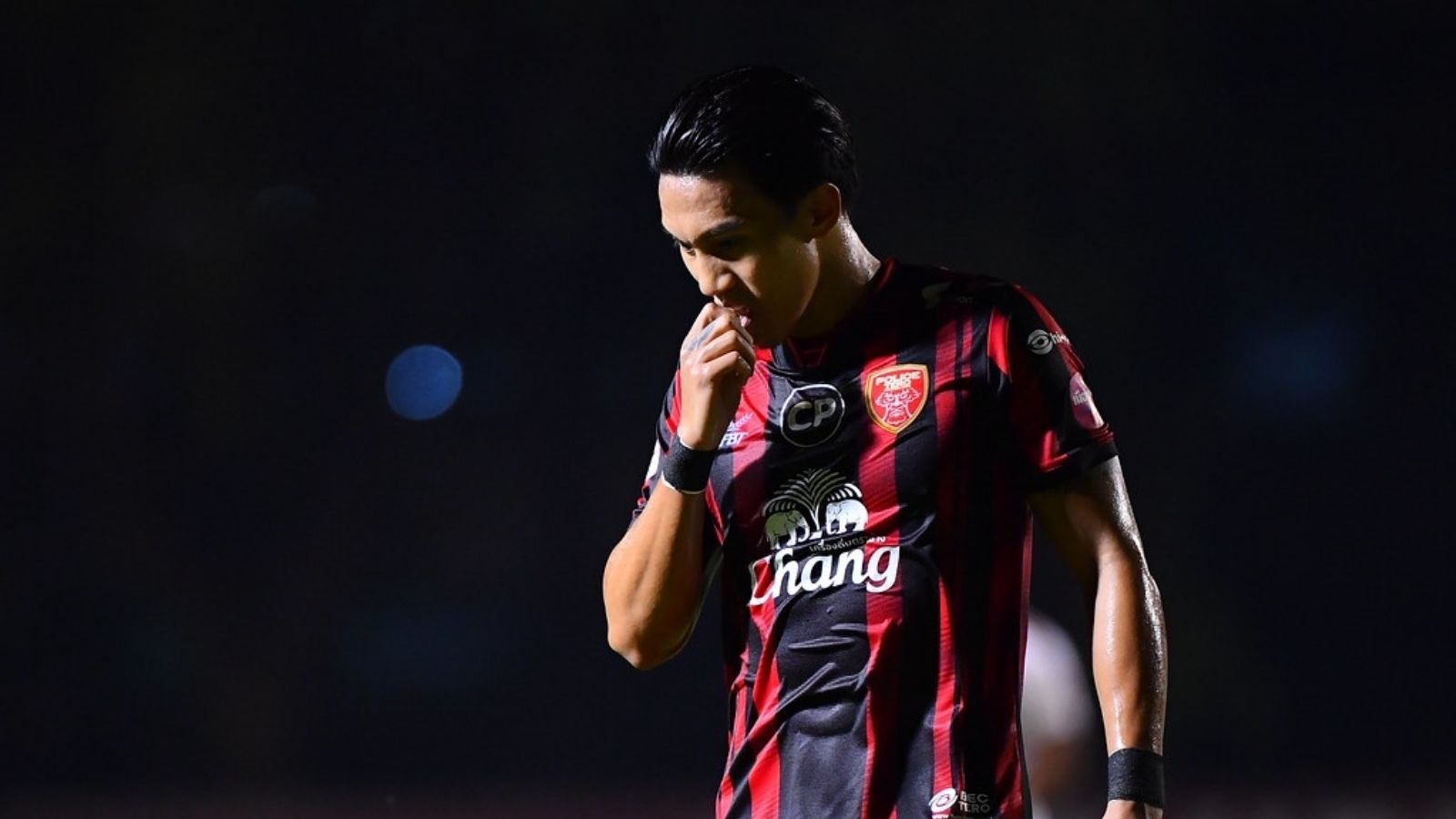 ธีรเทพ วิโนทัย