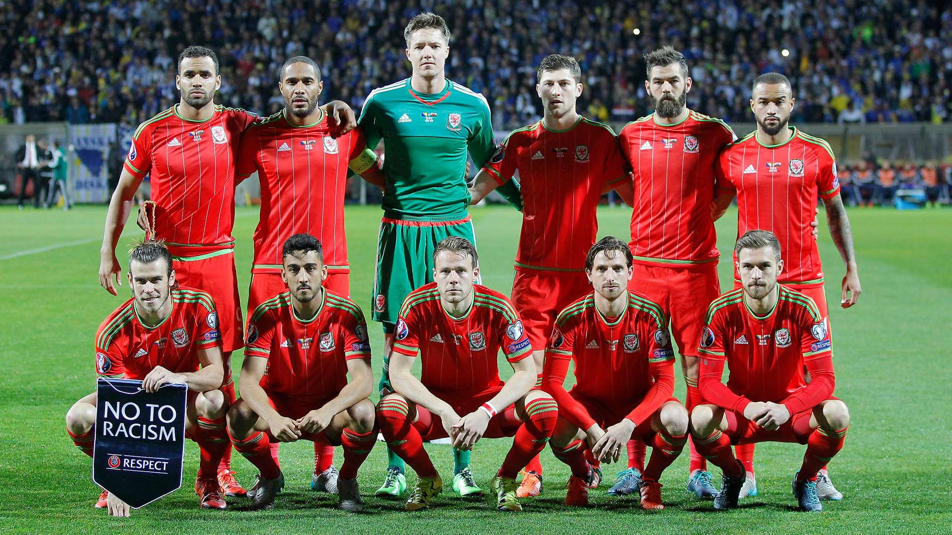Wales team photo foto mannschaftsfoto group em euro uefa 2020 2021 tv live-stream