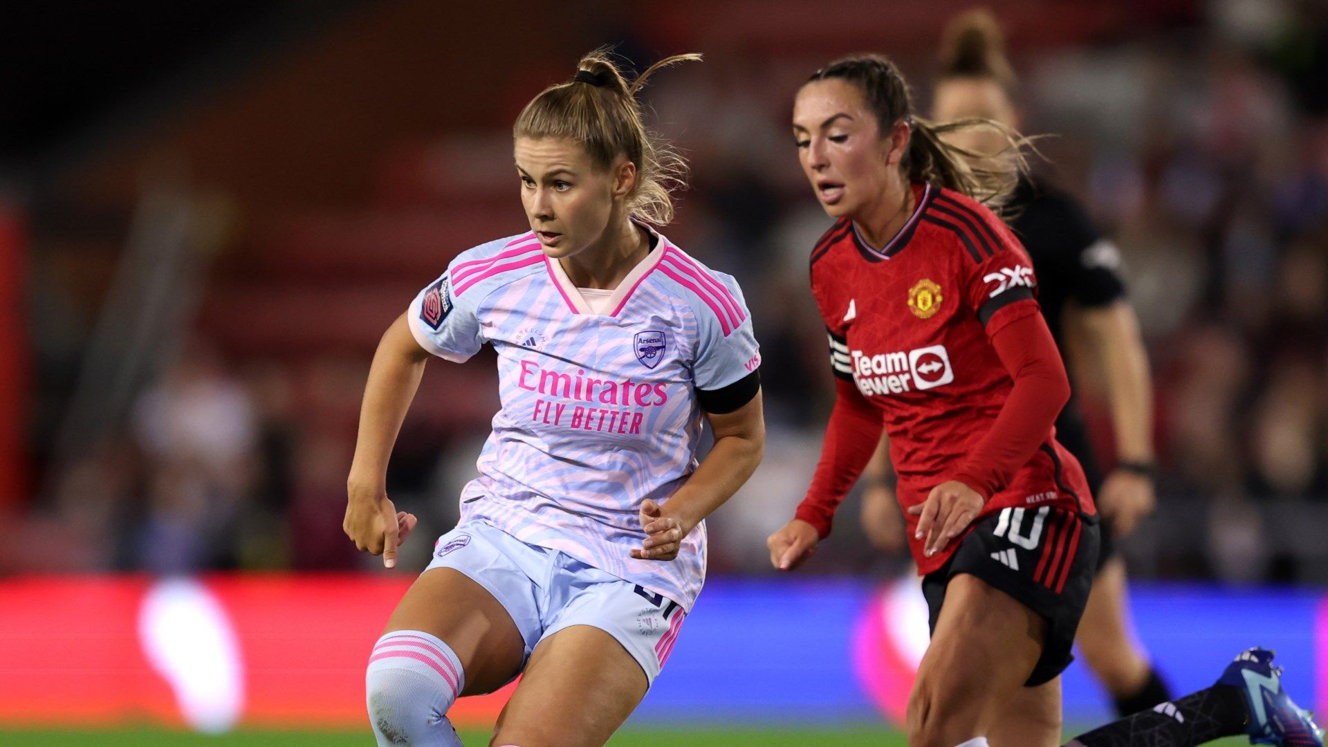 Victoria Pelova Katie Zelem Arsenal Man Utd Women 2023-24