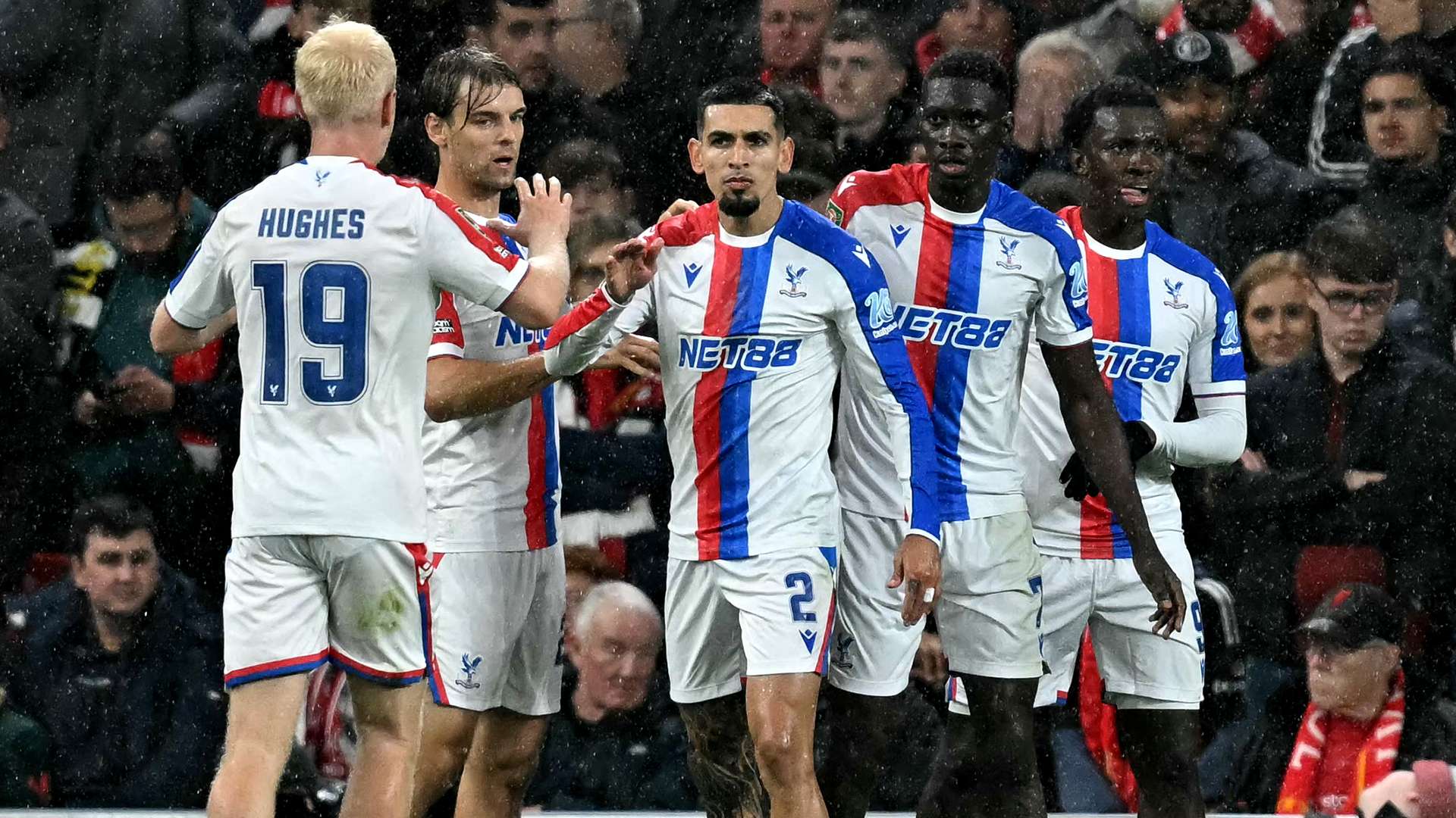 crystal-palace251030