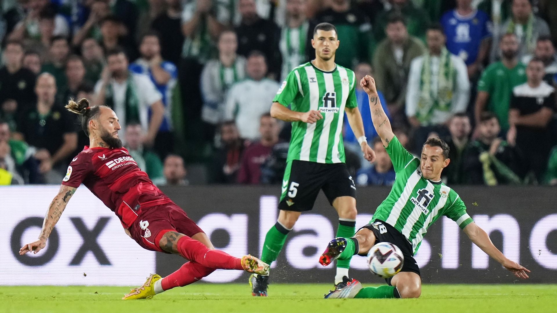 Betis Sevilla Gudelj Guardado
