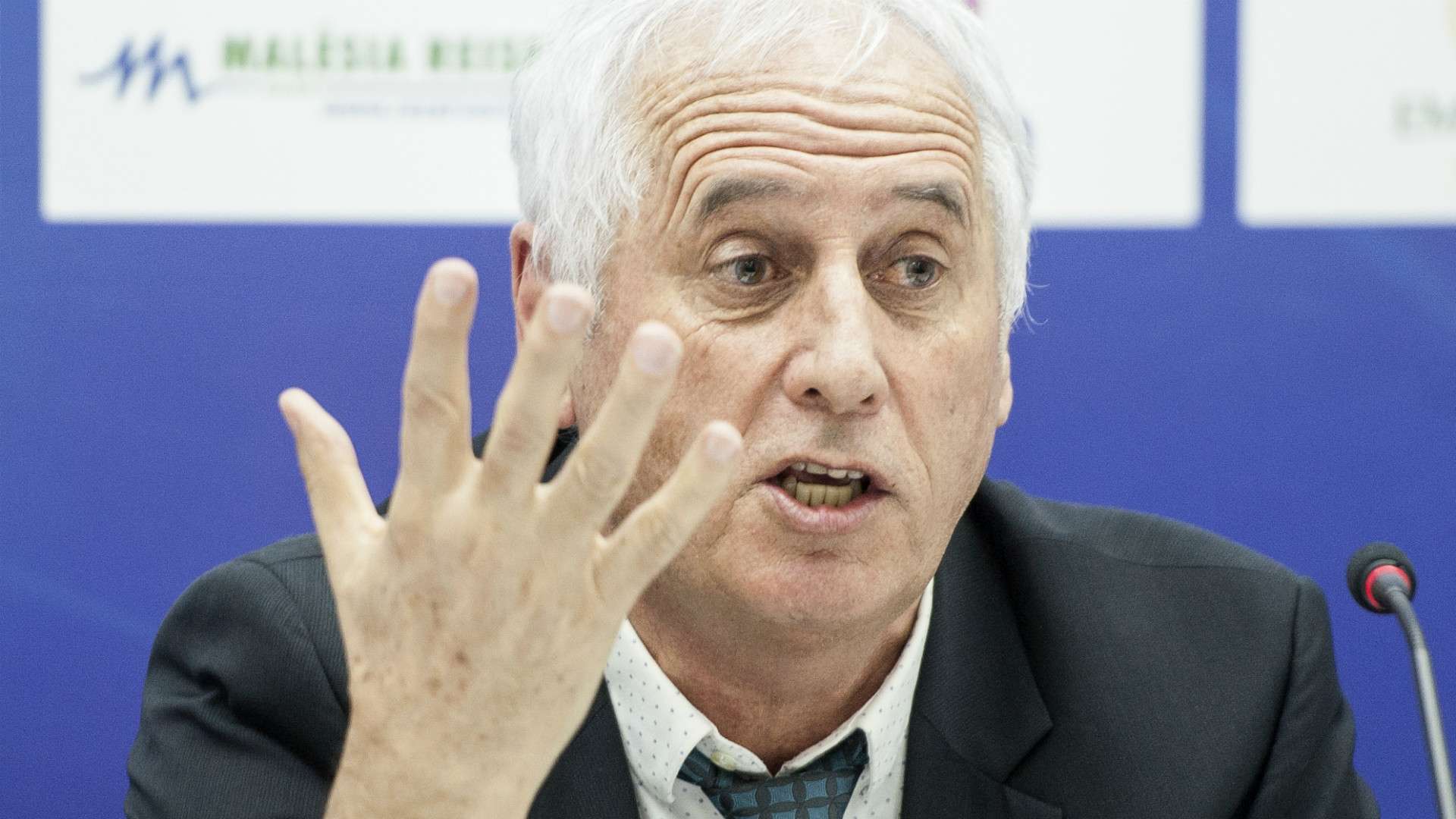 BERNARD CHALLANDES KOSOVO