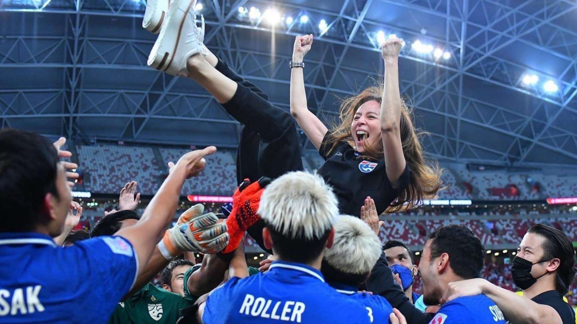 นวลพรรณ ล่ำซำ