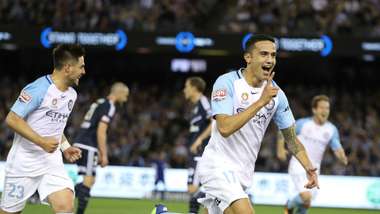 Tim Cahill Melbourne Victory v Melbourne City A-League 15102016
