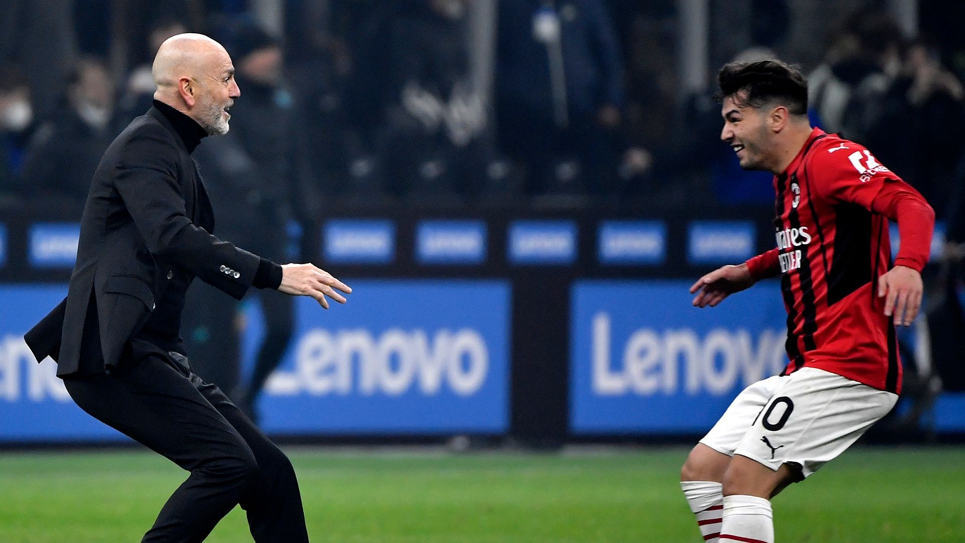 Stefano Pioli Brahim Diaz AC Milan 2021-22