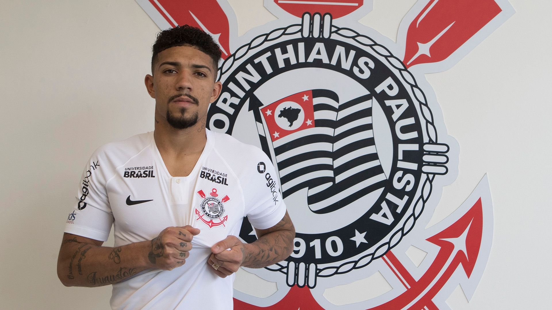 Douglas apresentacao Corinthians 19072018